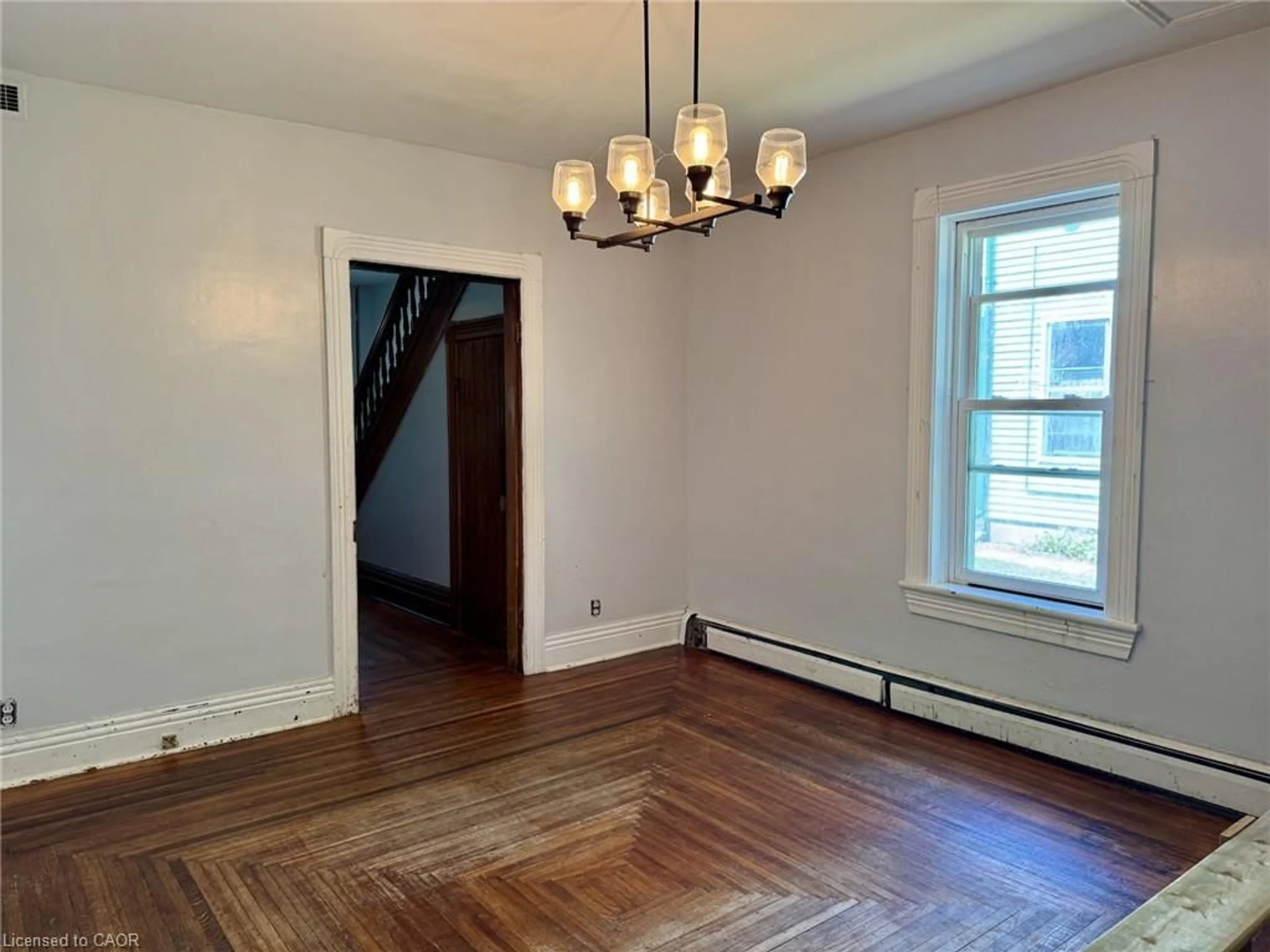 A pic of a room for 54 Ellis St, Port Rowan Ontario N0E 1M0