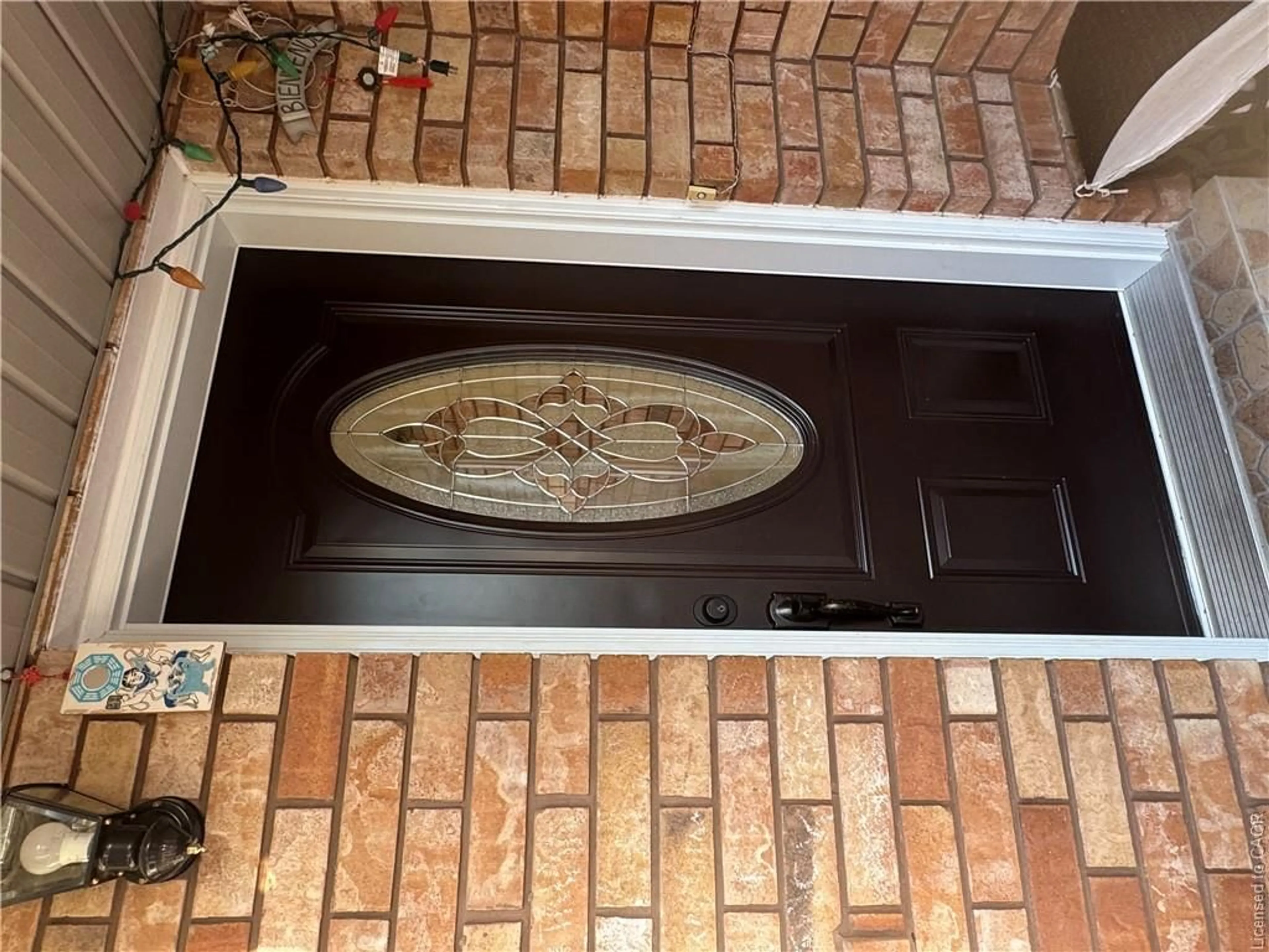 Indoor entryway for 5781 Sidmouth St, Mississauga Ontario L5V 2K3