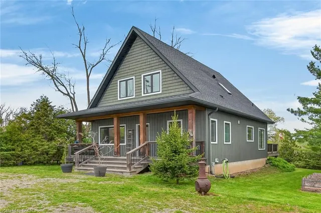 1300 River Rd, Cayuga 2