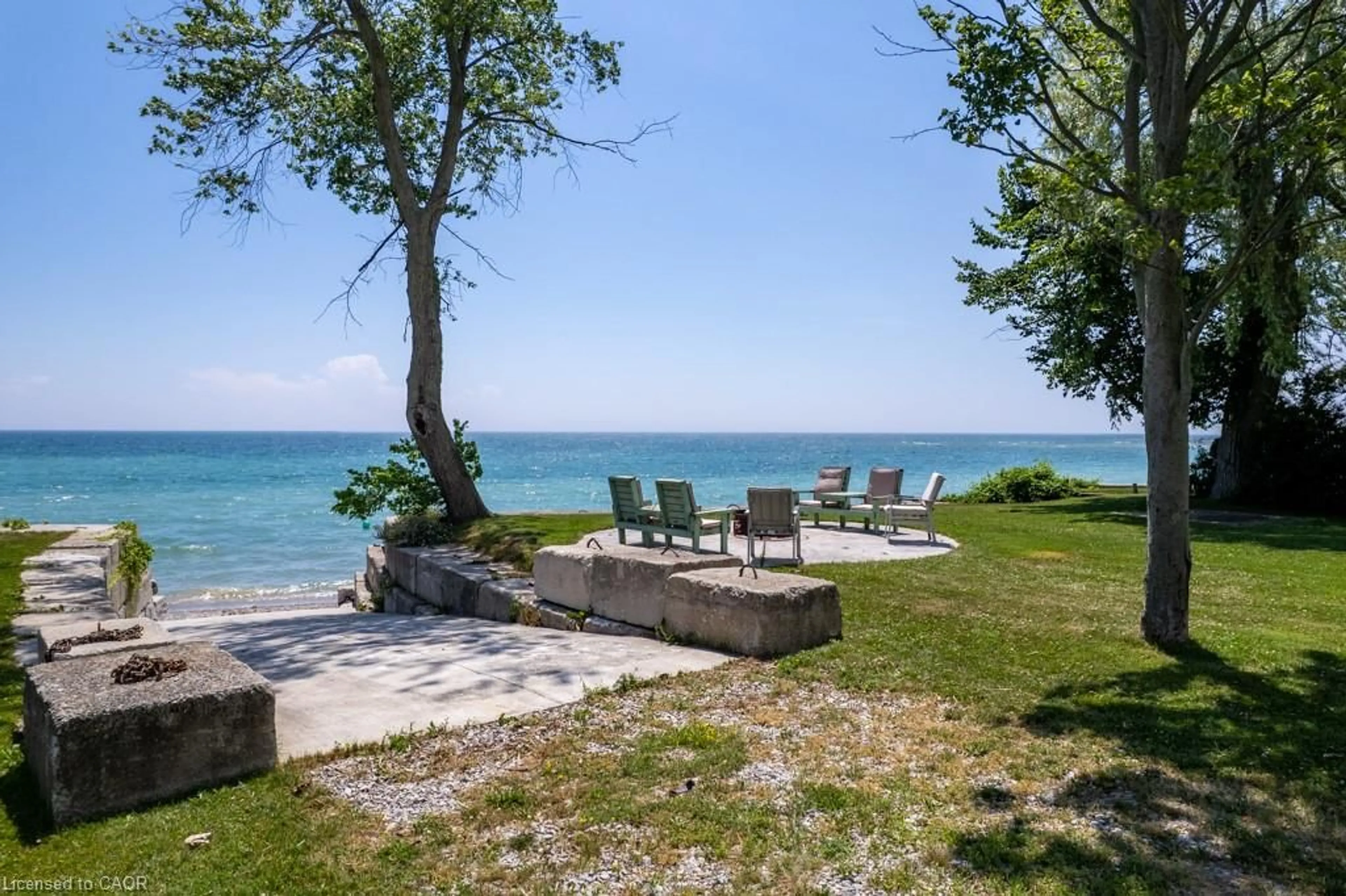 Patio, water/lake/river/ocean view for 23 Lakeview Line, Dunnville Ontario N1A 2W8