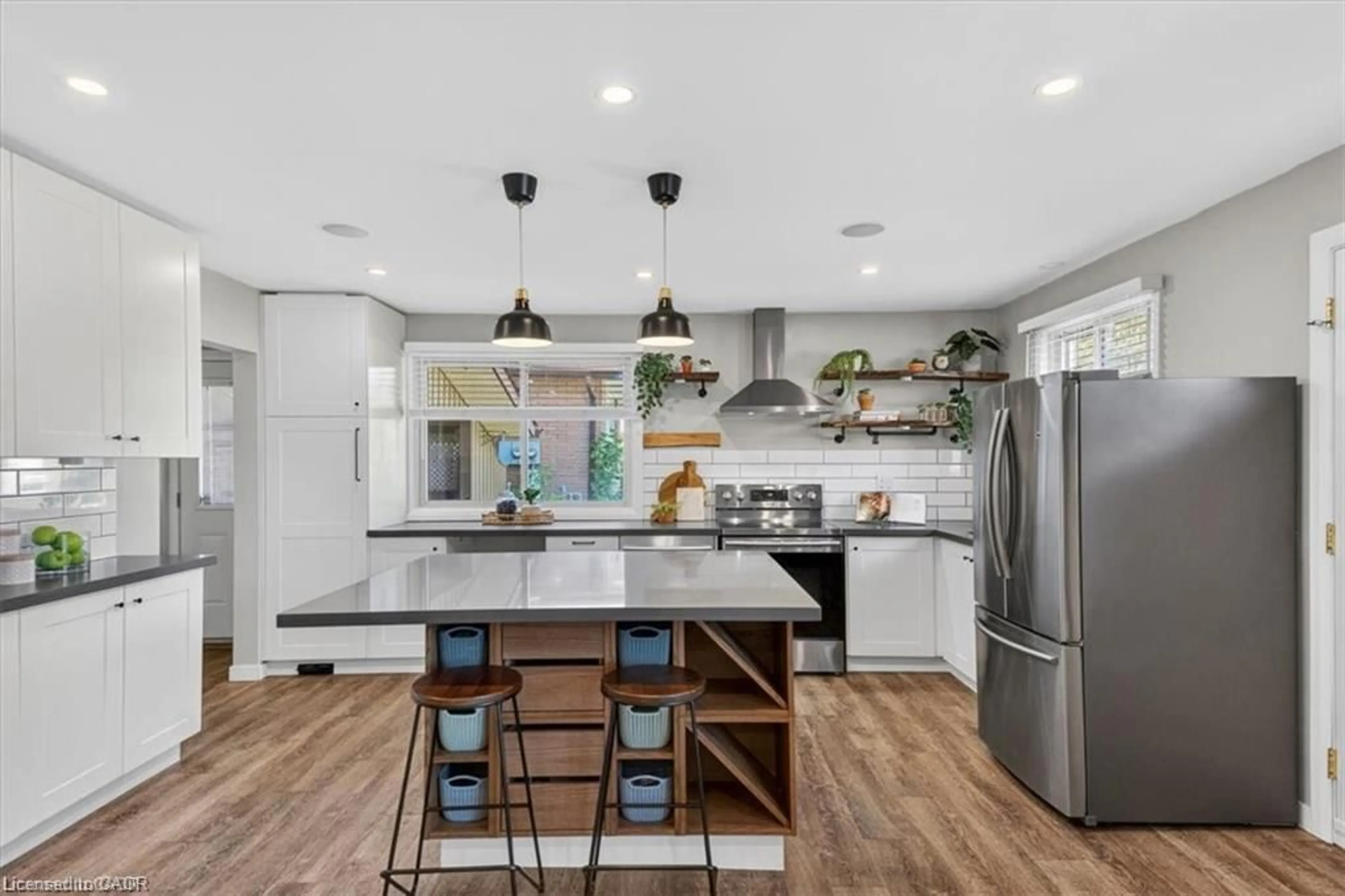 Open concept kitchen, ceramic/tile floor for 35 Weichel St, Kitchener Ontario N2M 2A7