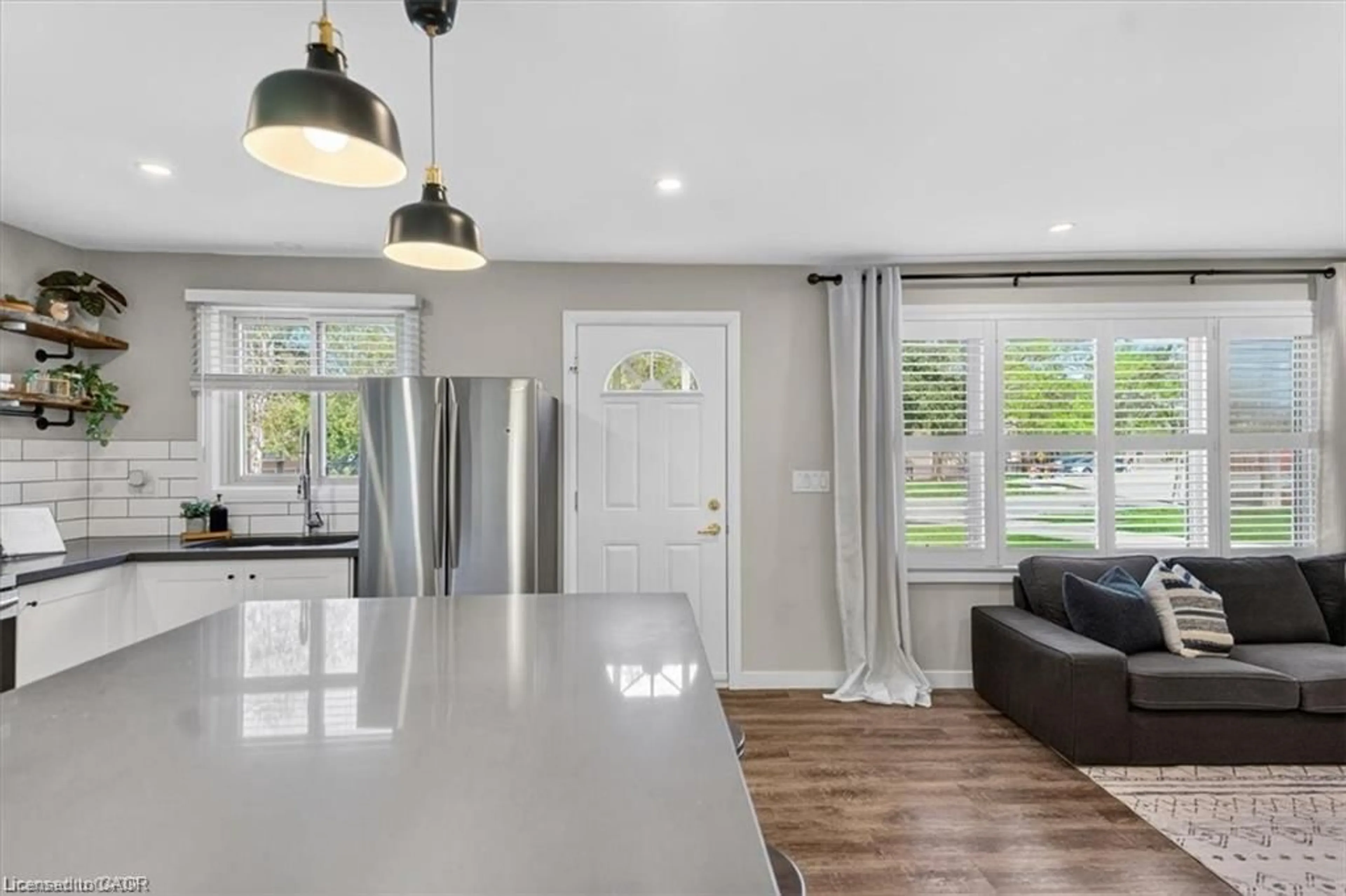 Open concept kitchen, unknown for 35 Weichel St, Kitchener Ontario N2M 2A7
