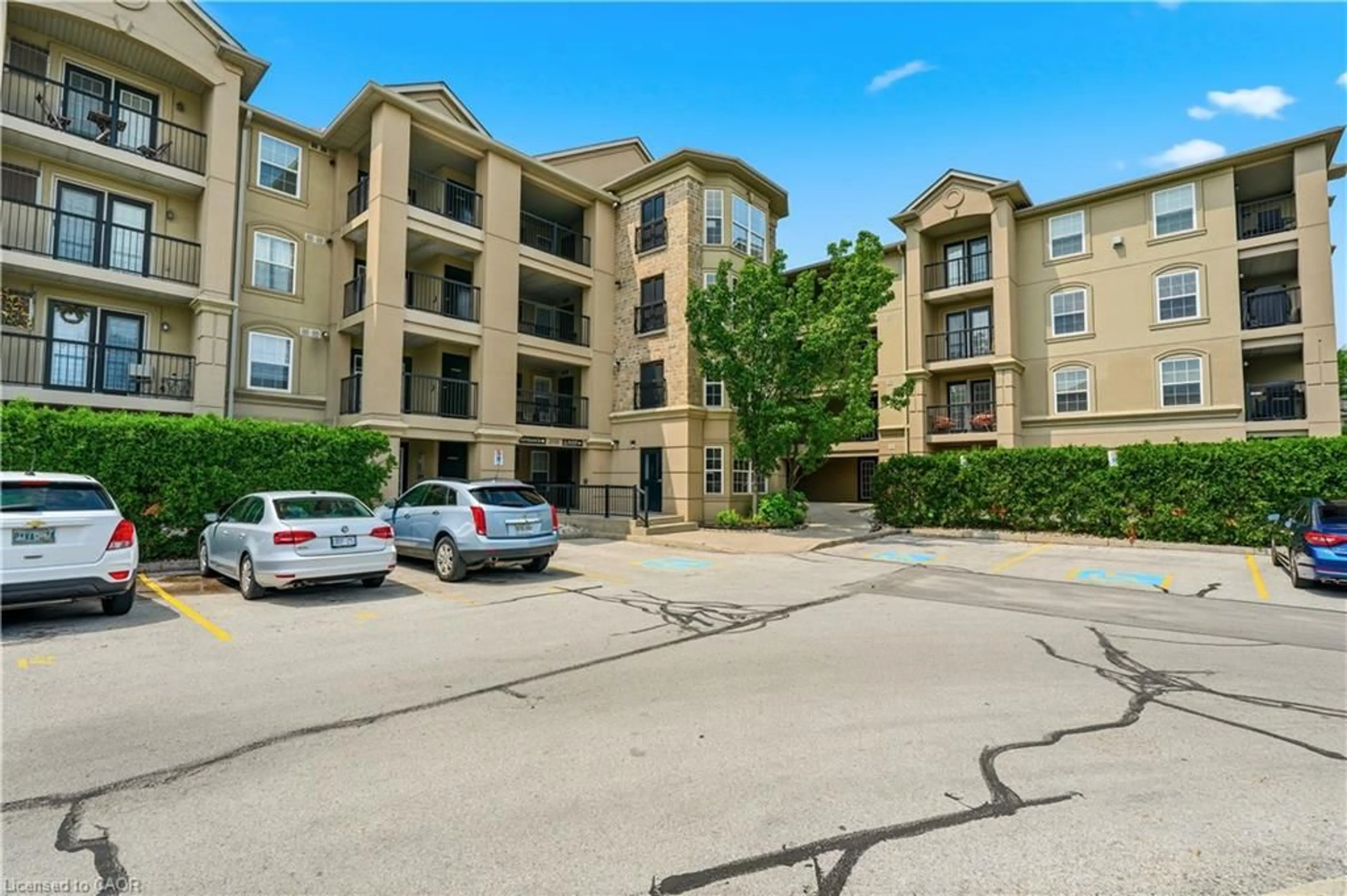 A pic from outside/outdoor area/front of a property/back of a property/a pic from drone, unknown for 2035 Appleby Line #307, Burlington Ontario L7L 7G8