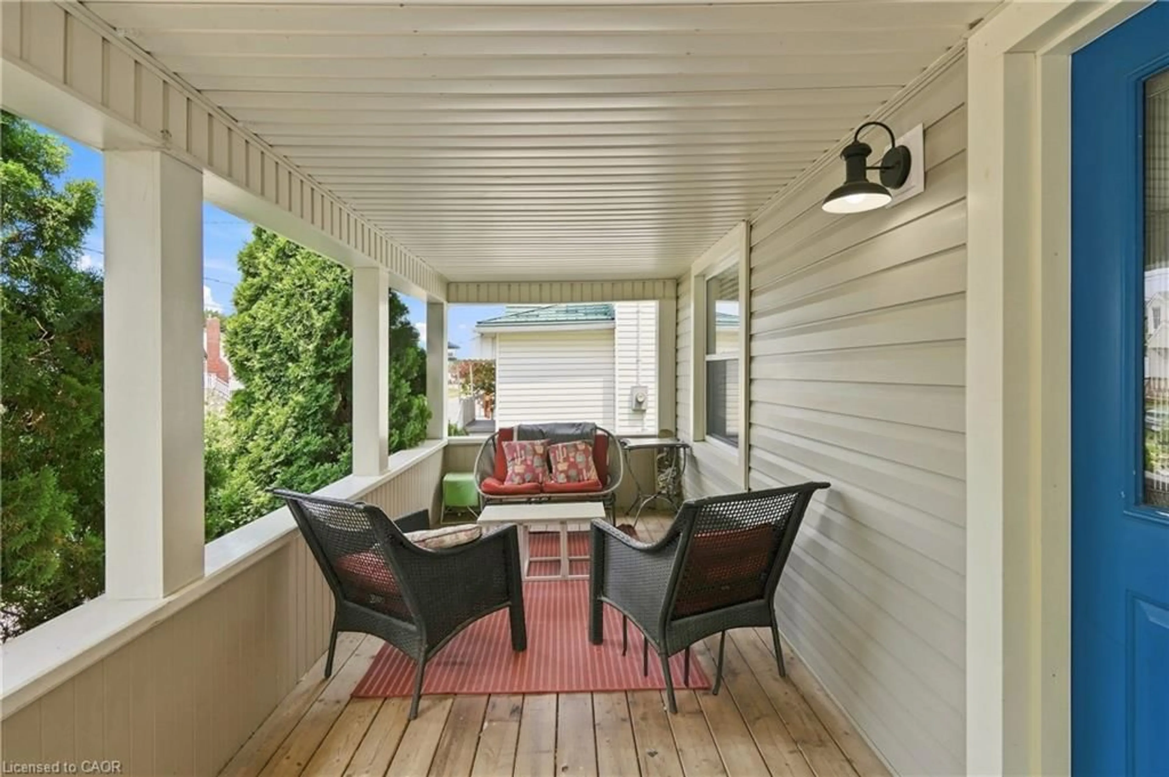 Patio, street for 4313 Central Ave, Lincoln Ontario L0R 1B0
