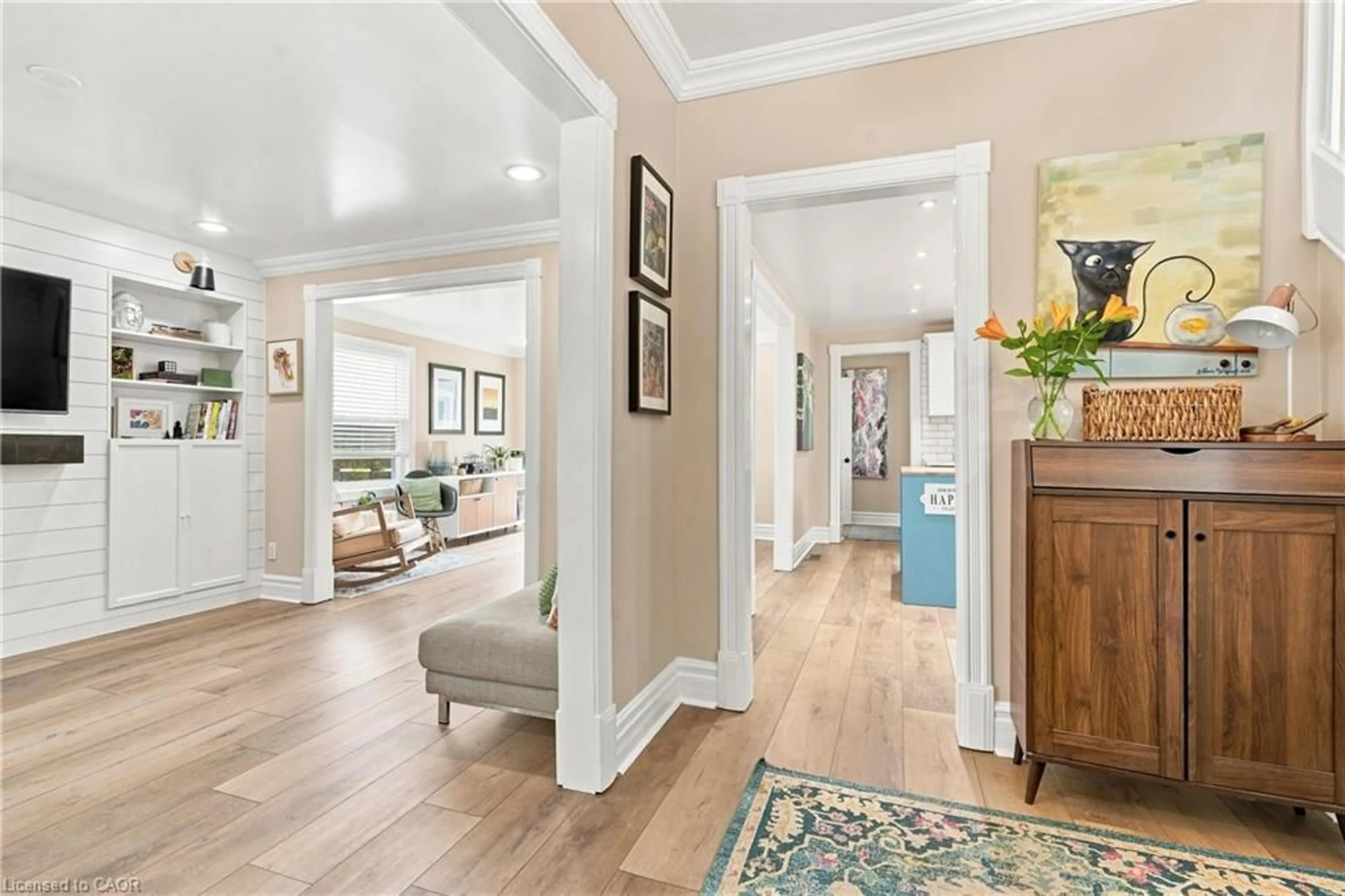 Indoor entryway for 4313 Central Ave, Lincoln Ontario L0R 1B0