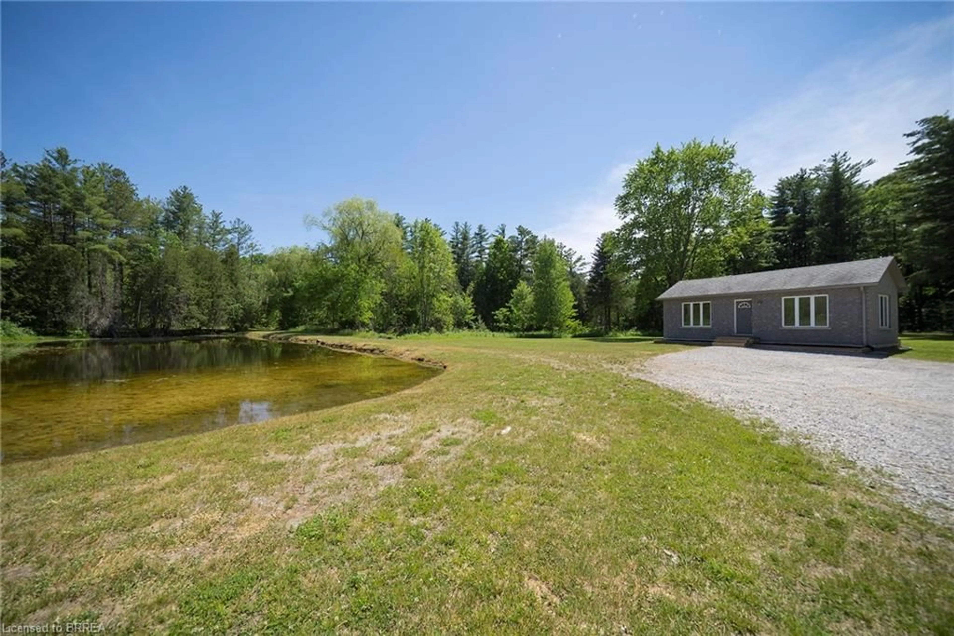 A pic from outside/outdoor area/front of a property/back of a property/a pic from drone, water/lake/river/ocean view for 1521 Windham Road 19, Norfolk County Ontario N0E 1H0