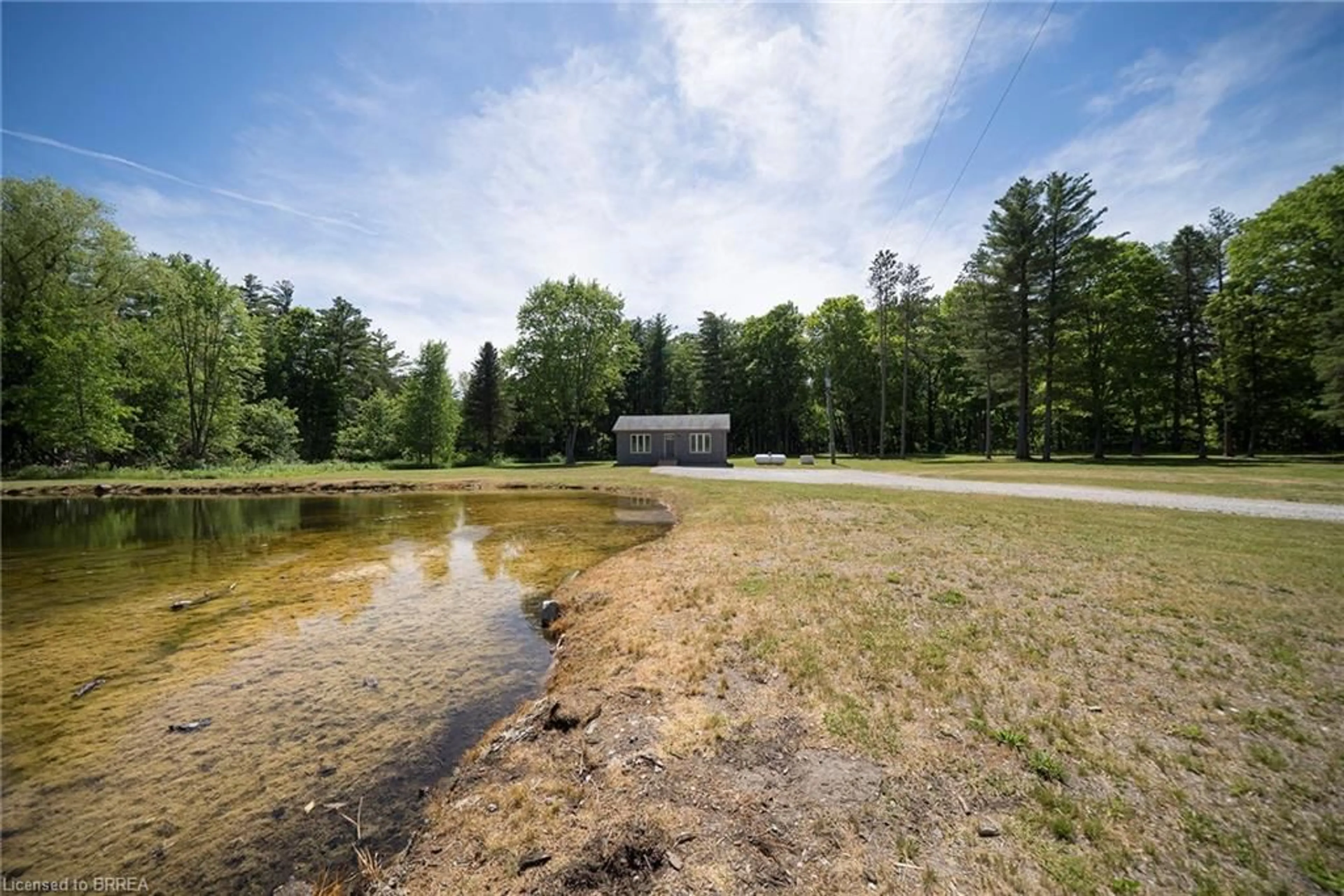 A pic from outside/outdoor area/front of a property/back of a property/a pic from drone, water/lake/river/ocean view for 1521 Windham Road 19, Norfolk County Ontario N0E 1H0