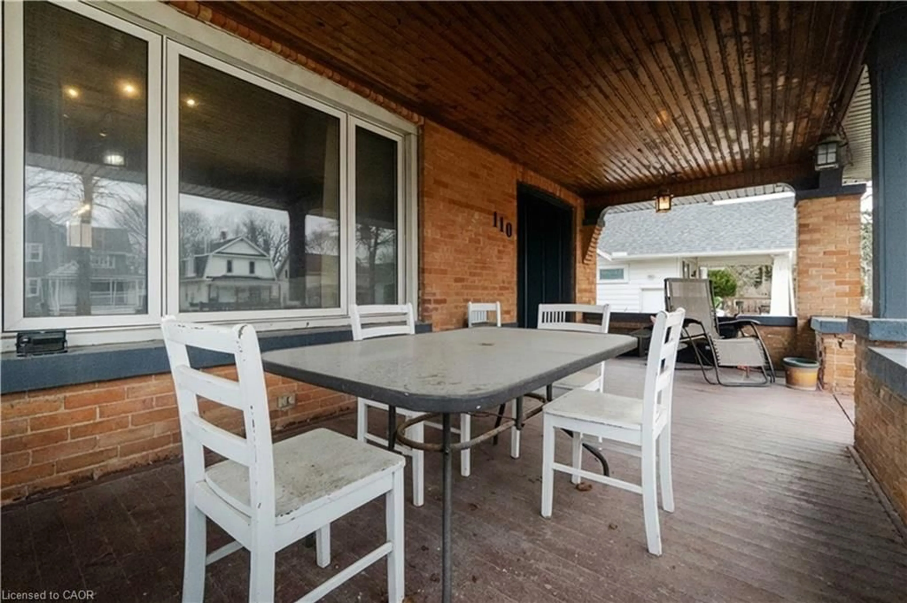 Patio, street for 110 Lacroix St, Chatham Ontario N7M 2T6