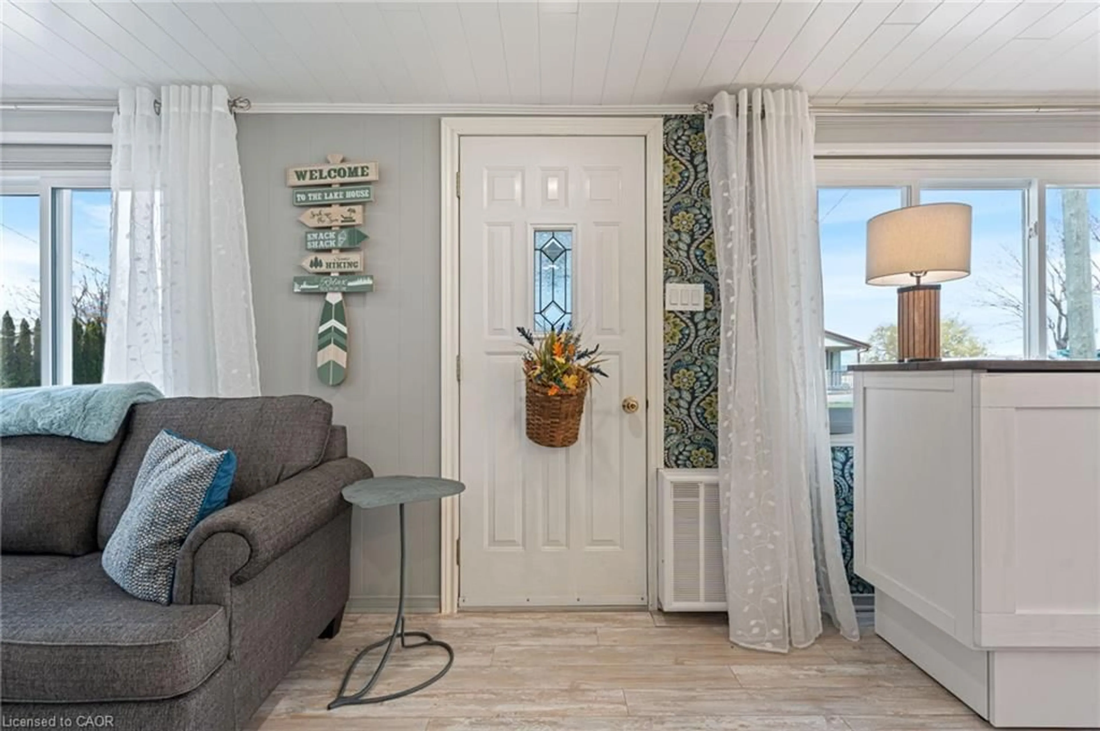 Indoor entryway for 21 Fourth Ave, Long Point Ontario N0E 1M0