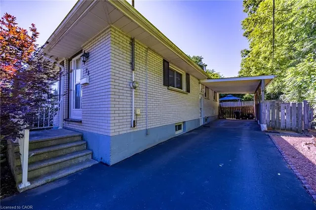78 Parker Dr, Simcoe 2