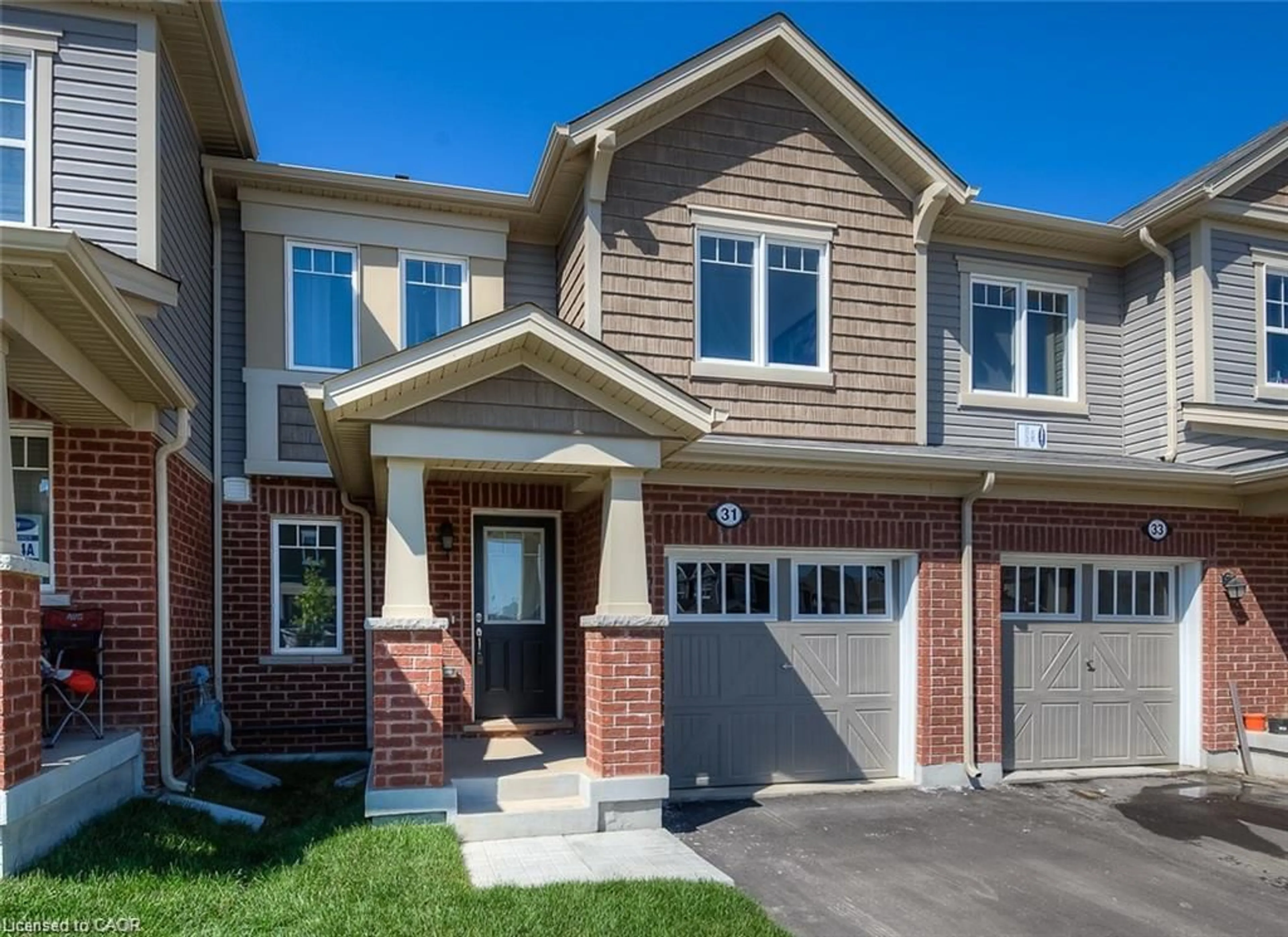 Home with brick exterior material, street for 31 Arbourview Cres, Kitchener Ontario N2R 0K4