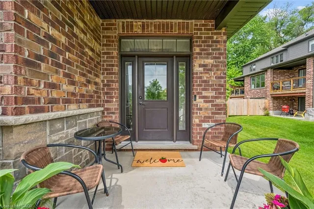 254 Gosling Gardens #12, Guelph 5