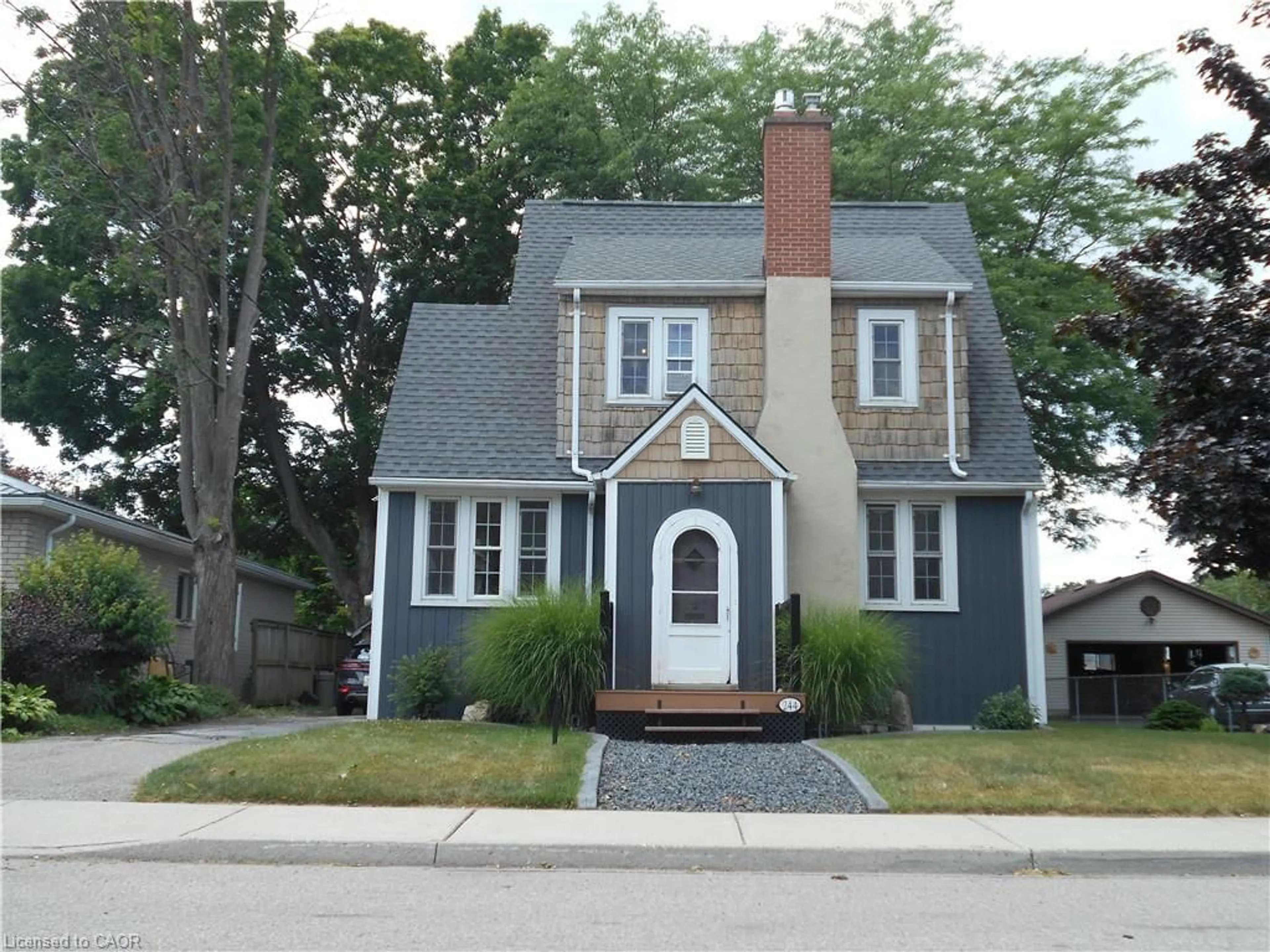 Home with brick exterior material, street for 244 Kent St, Simcoe Ontario N3Y 2Y4