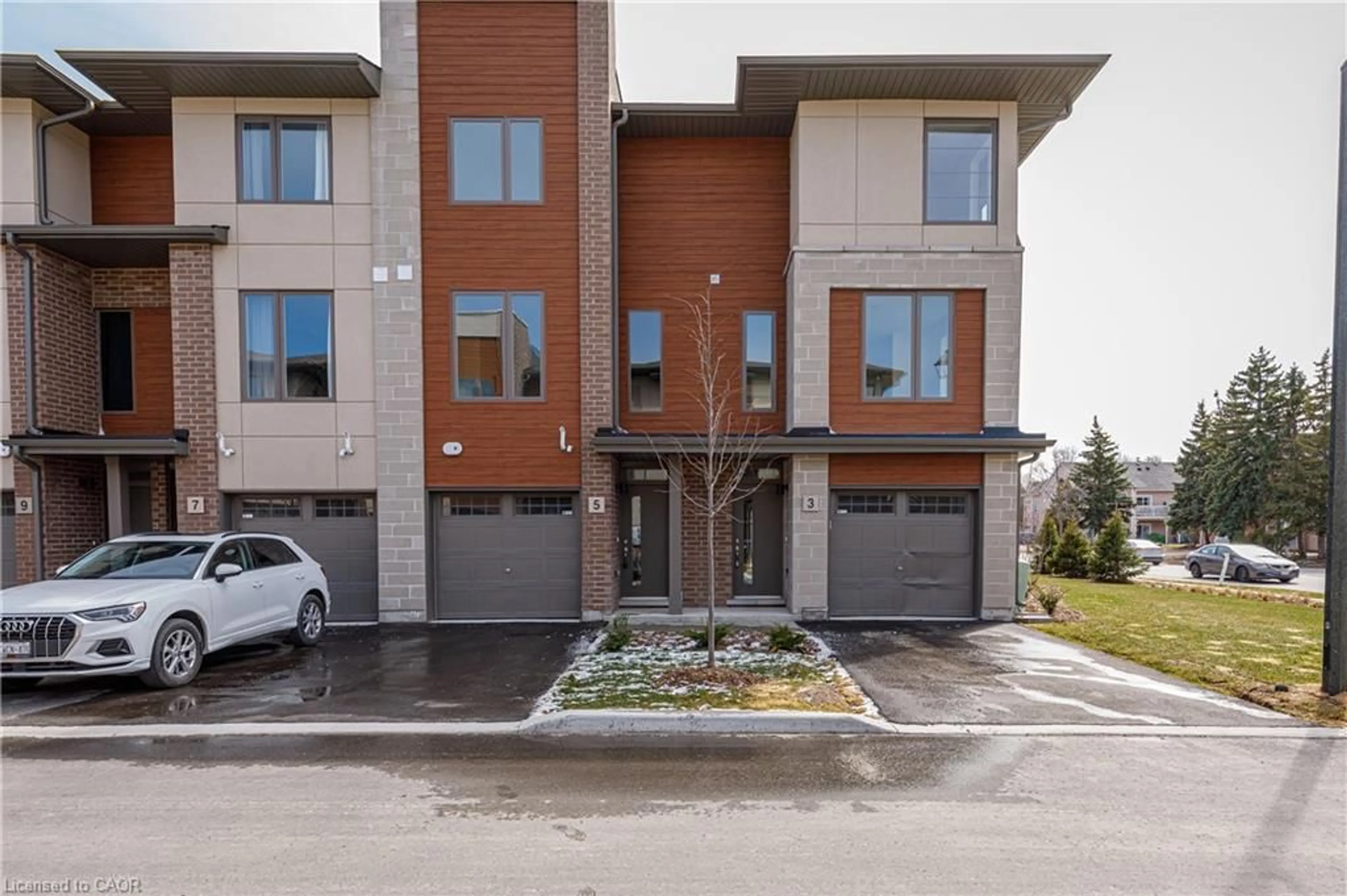 Unknown for 5 Winters Cres, Collingwood Ontario L9Y 5T1
