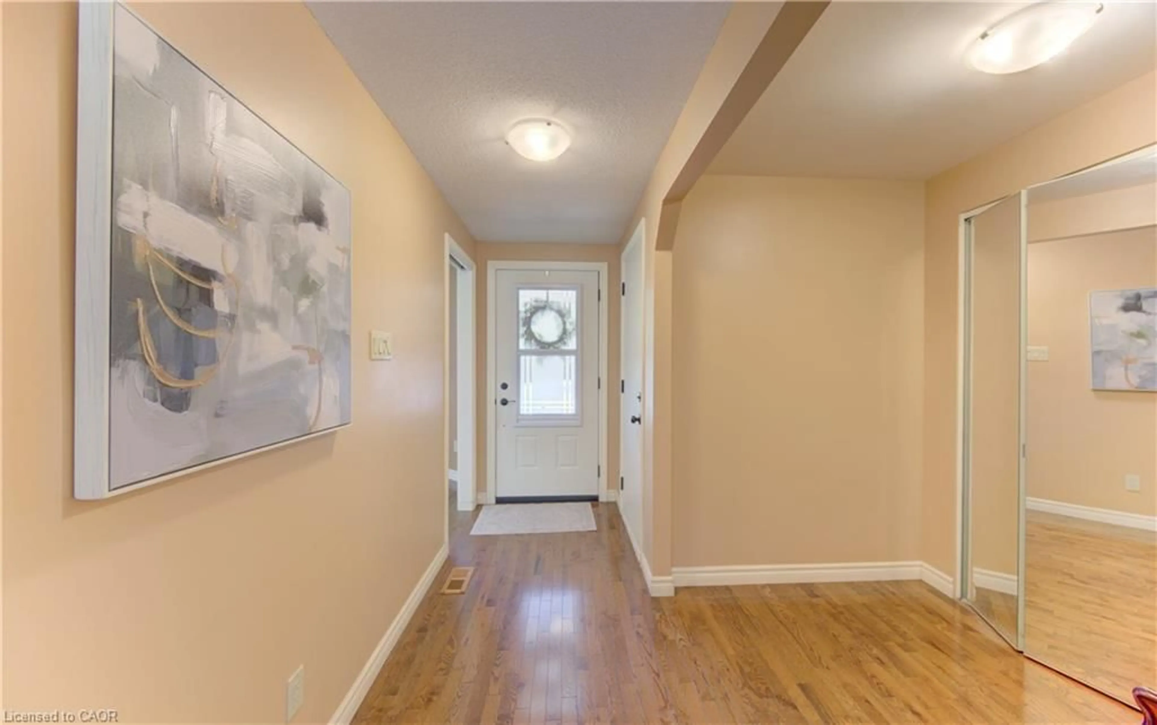 Indoor entryway for 466 Belgreen Way, Waterloo Ontario N2L 5X5