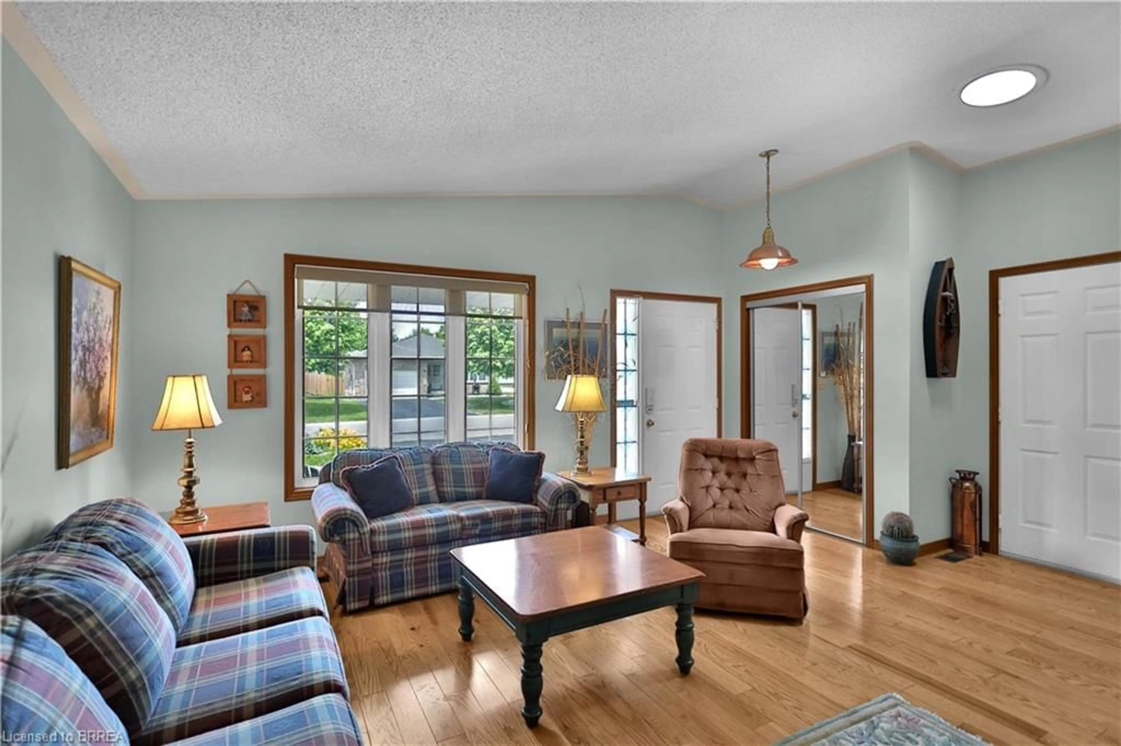 Living room with furniture, unknown for 46 Anderson Ave, Simcoe Ontario N3Y 5K8