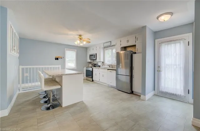 254 Wellington St, Mount Forest 5