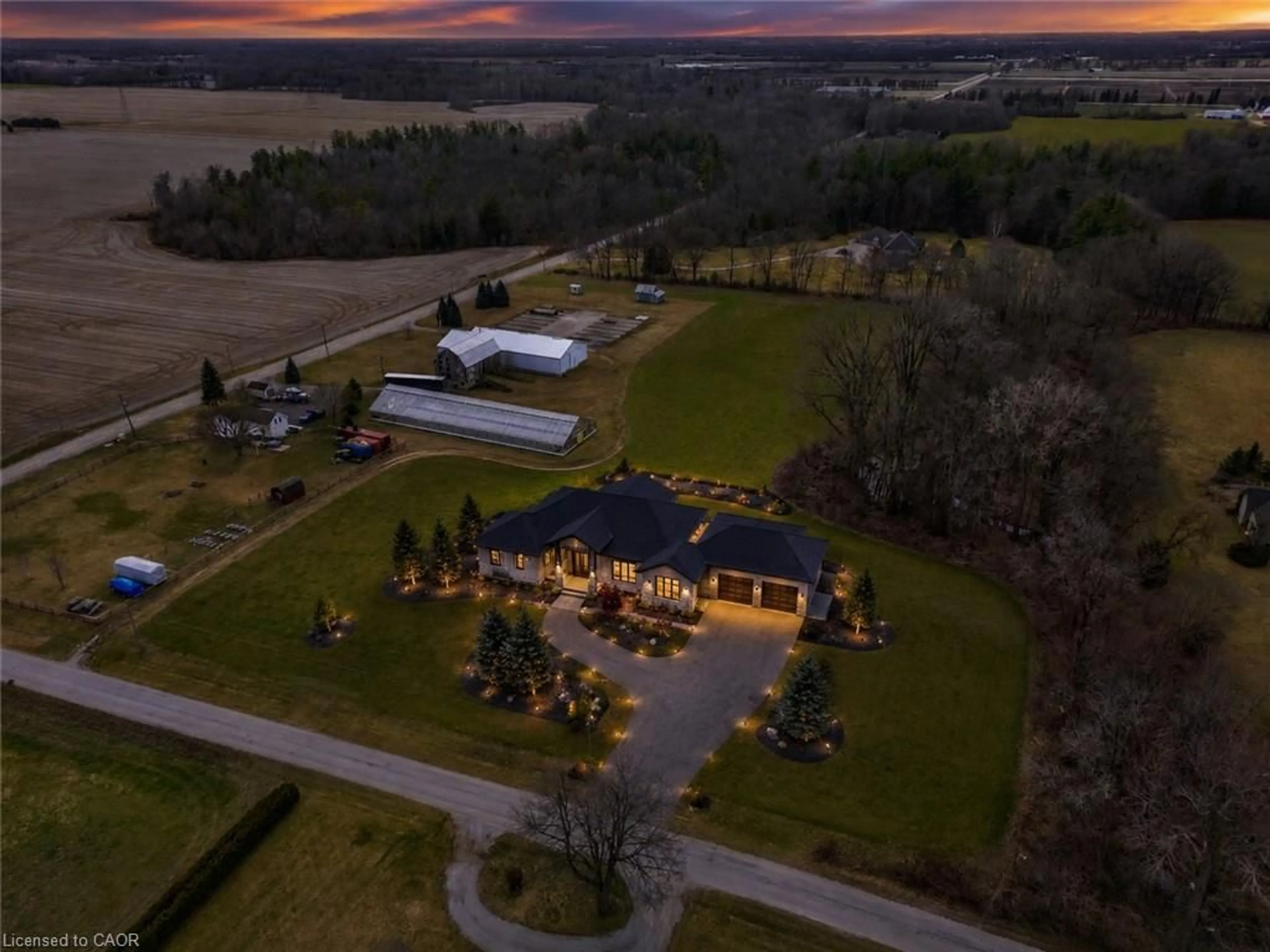 A pic from outside/outdoor area/front of a property/back of a property/a pic from drone, unknown for 1135 Norfolk Cty Rd 19 W, Vanessa Ontario N0E 1V0