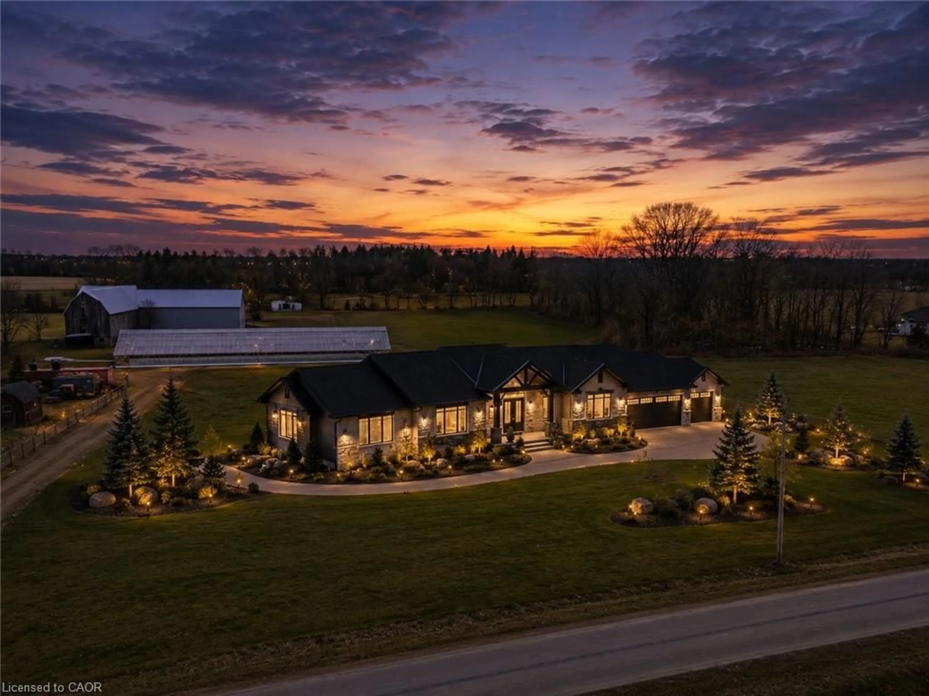 A pic from outside/outdoor area/front of a property/back of a property/a pic from drone, unknown for 1135 Norfolk Cty Rd 19 W, Vanessa Ontario N0E 1V0