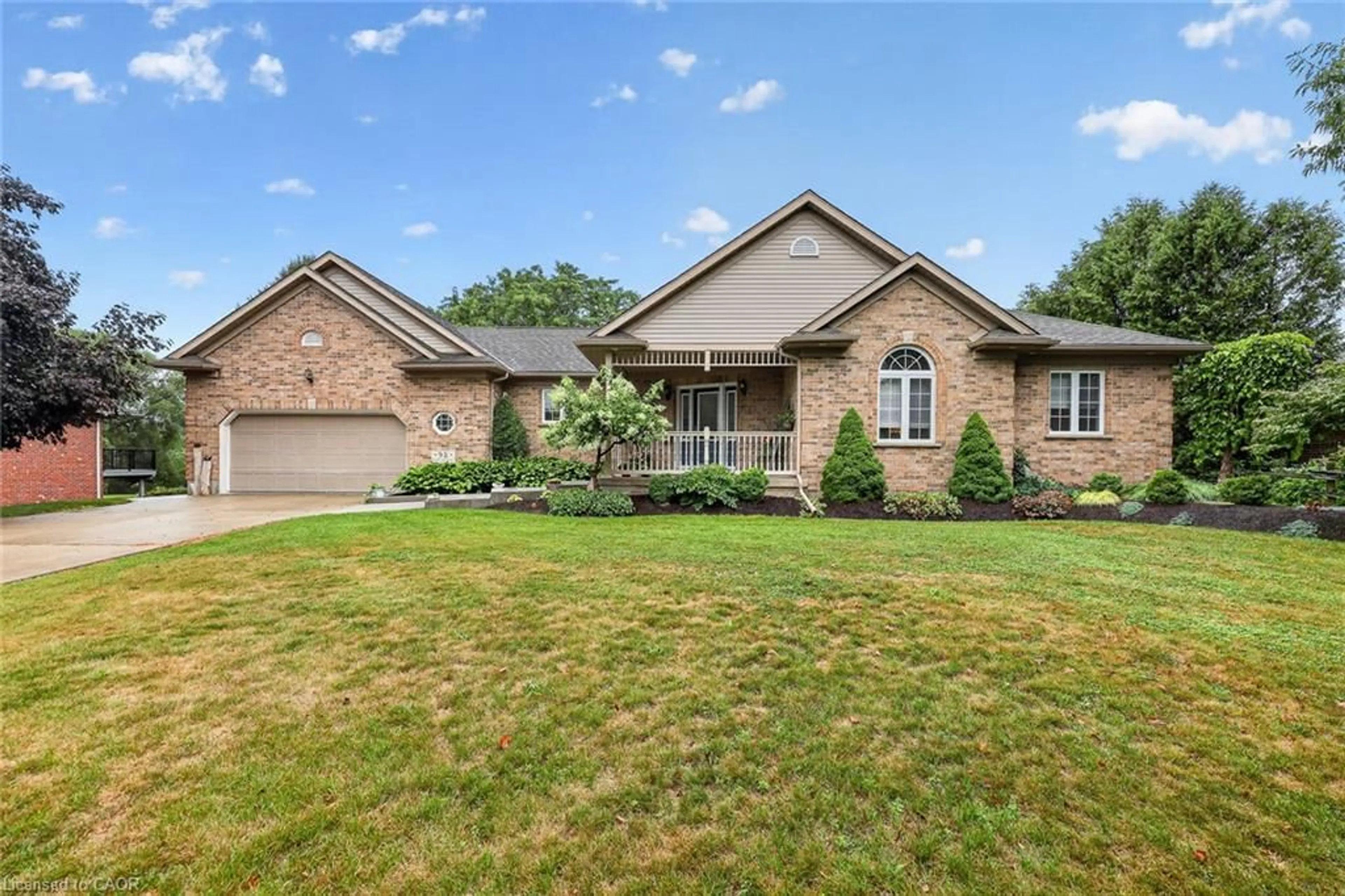 Home with brick exterior material, street for 92 Shephard Pl, New Hamburg Ontario N3A 2E4