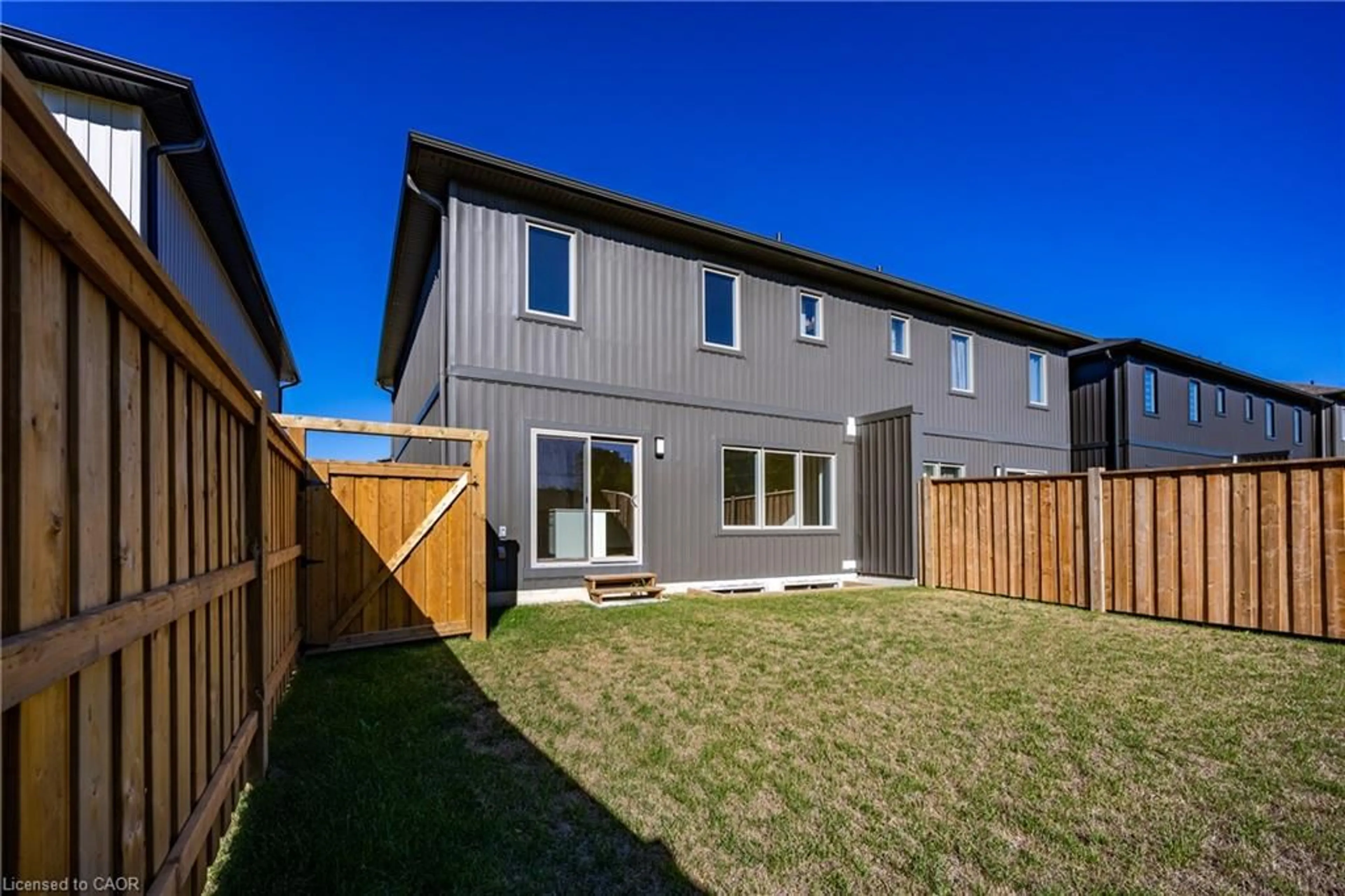 Unknown for 115 Amber St, Waterford Ontario N0E 1Y0