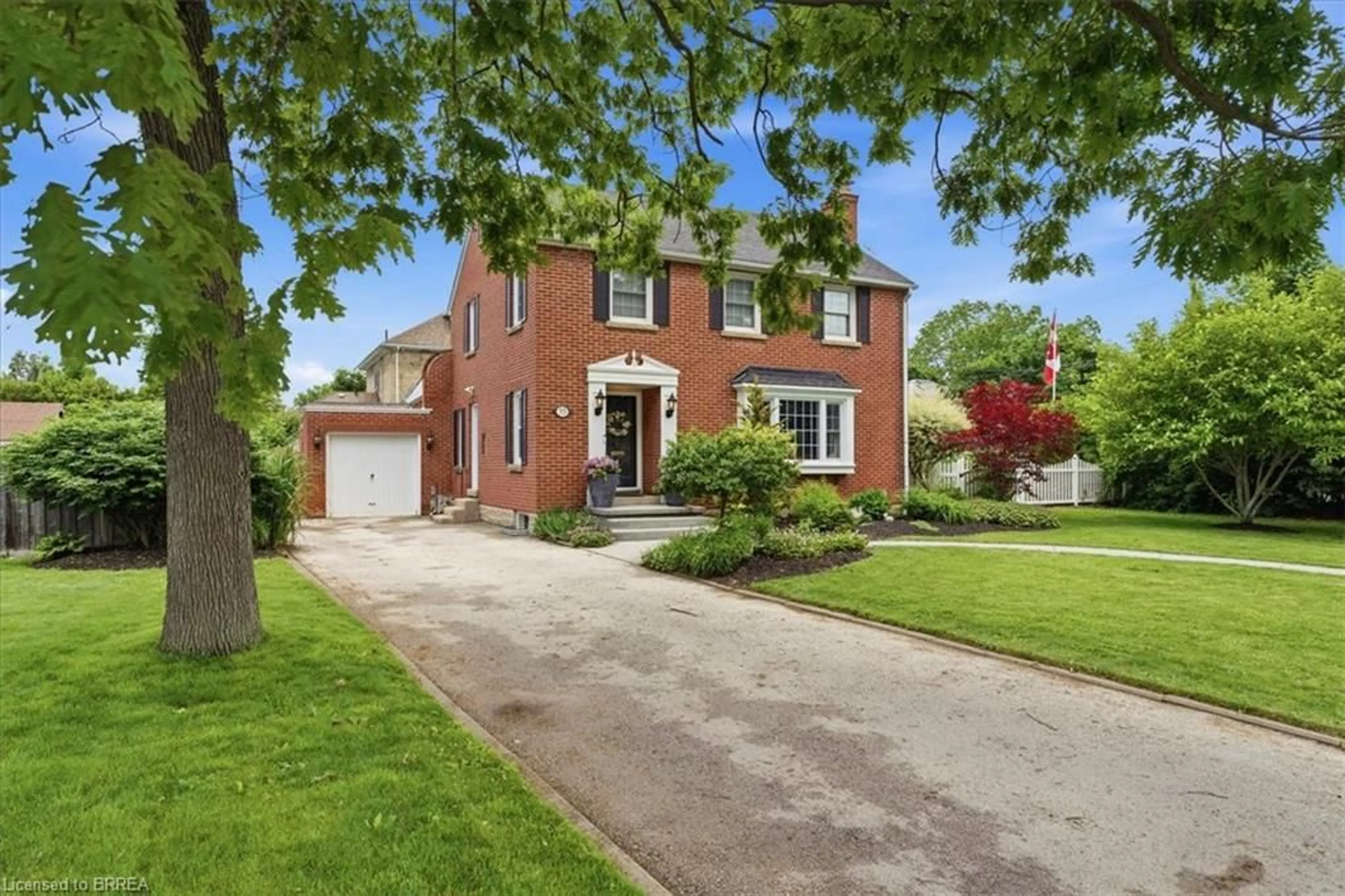 Home with brick exterior material, street for 55 Jane St, Paris Ontario N3L 2Y1