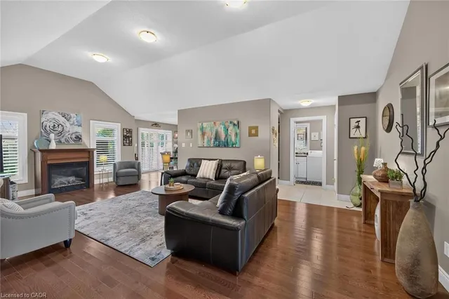 108 Willowdale Cres, Port Dover 5