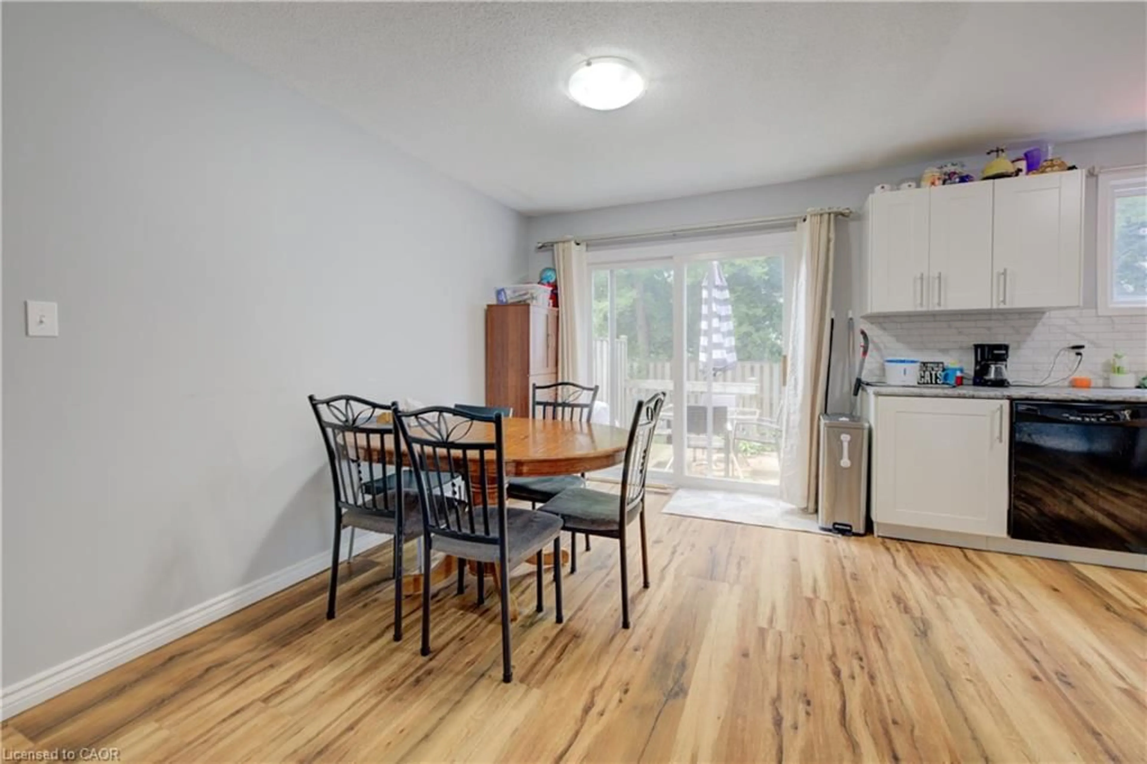 Unknown for 486 Springbank St, Woodstock Ontario N4T 1K8