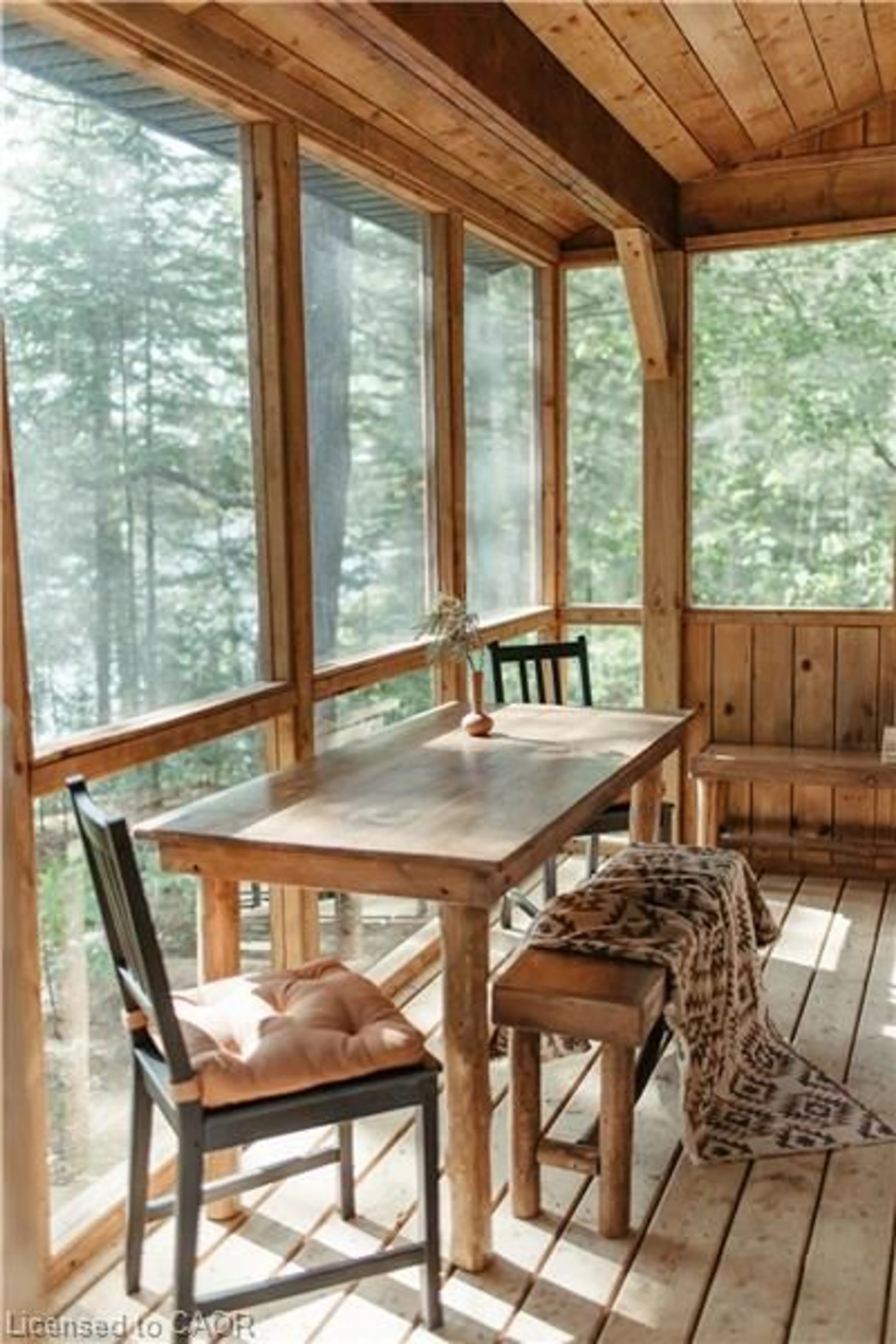 Dining room, wood/laminate floor for 3256 Machar Strong Boundary, Machar Ontario P0A 1X0