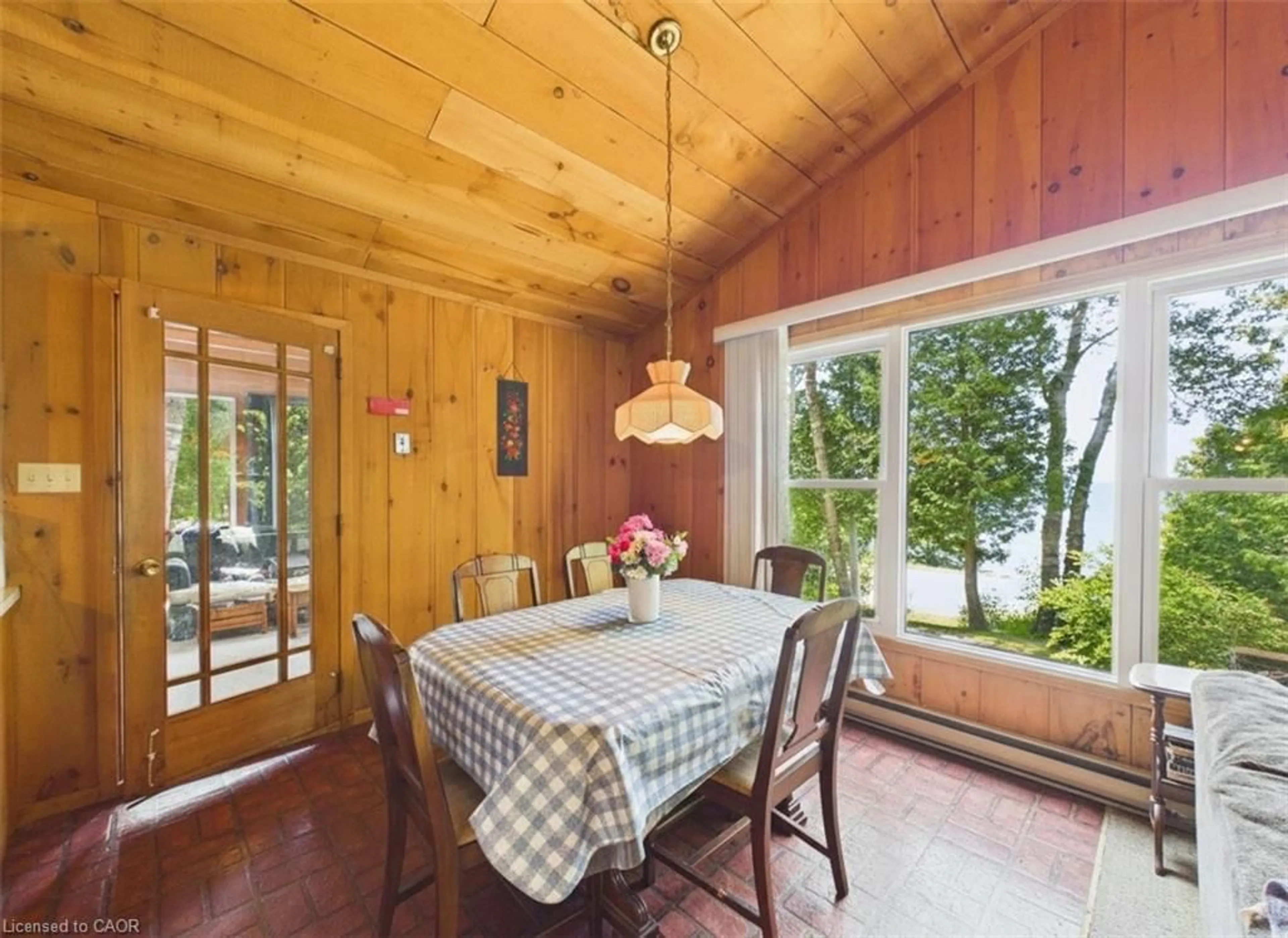 Dining room, wood/laminate floor for 68 North Shore Rd, Port Elgin Ontario N0H 2C6