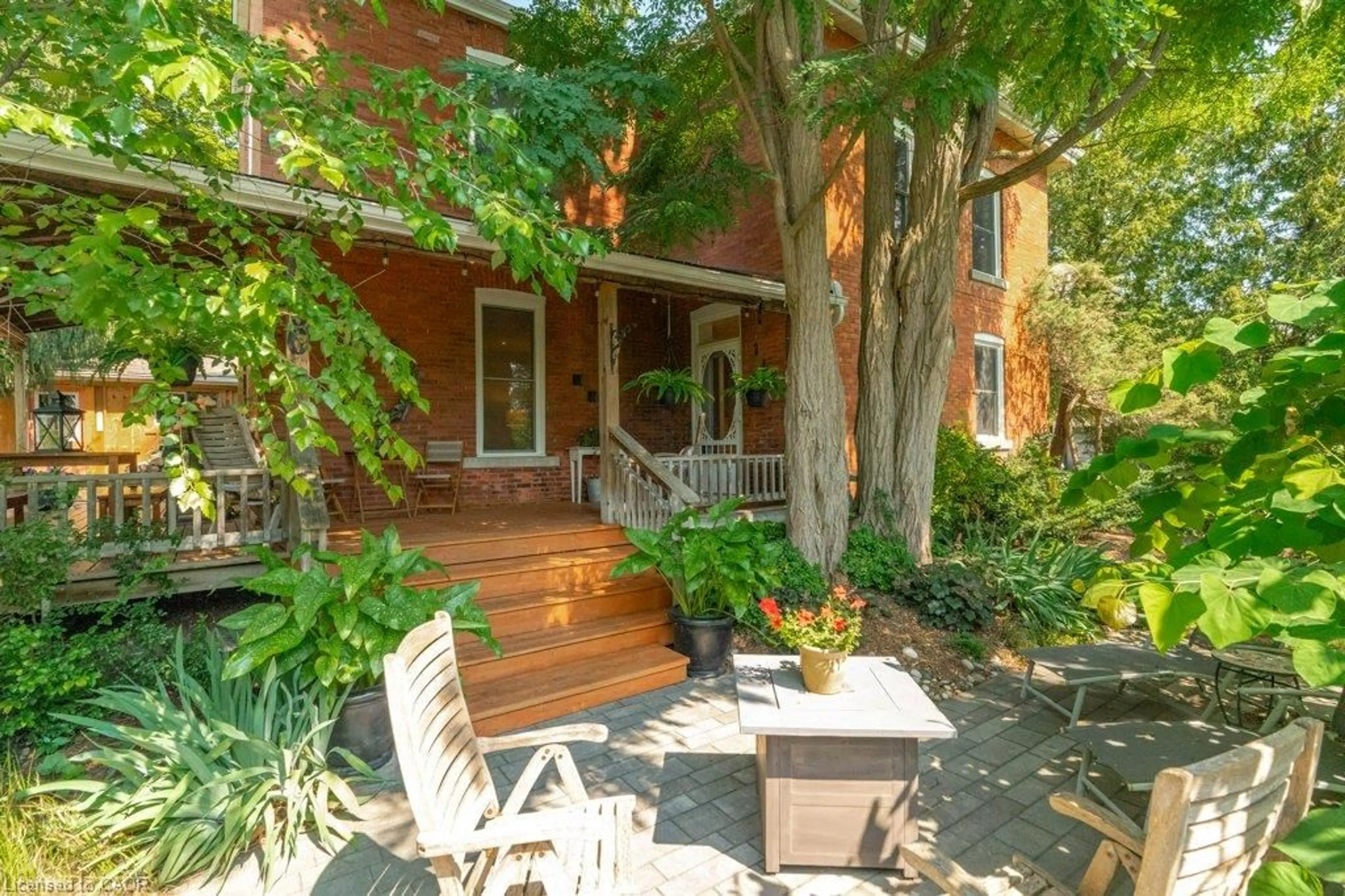 Patio, street for 96 Grove St, Guelph Ontario N1E 2W5