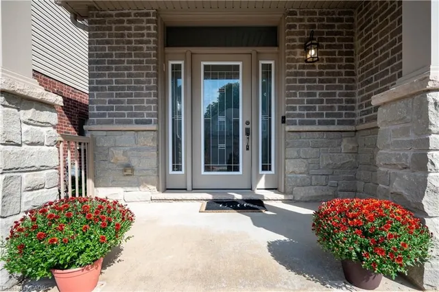 299 Moorlands Cres, Kitchener 3