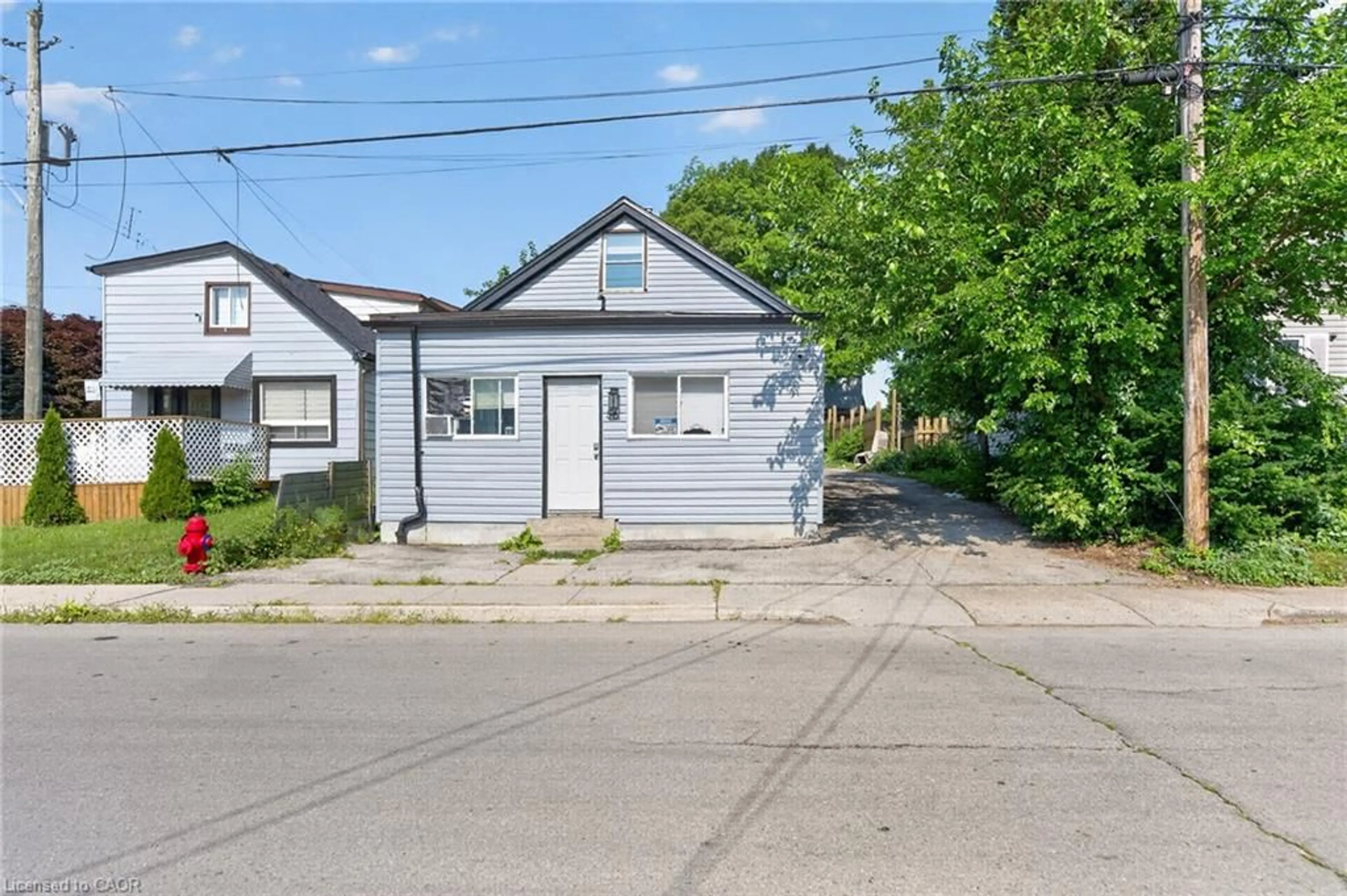 Unknown for 56 East 32nd St, Hamilton Ontario L8V 3R6