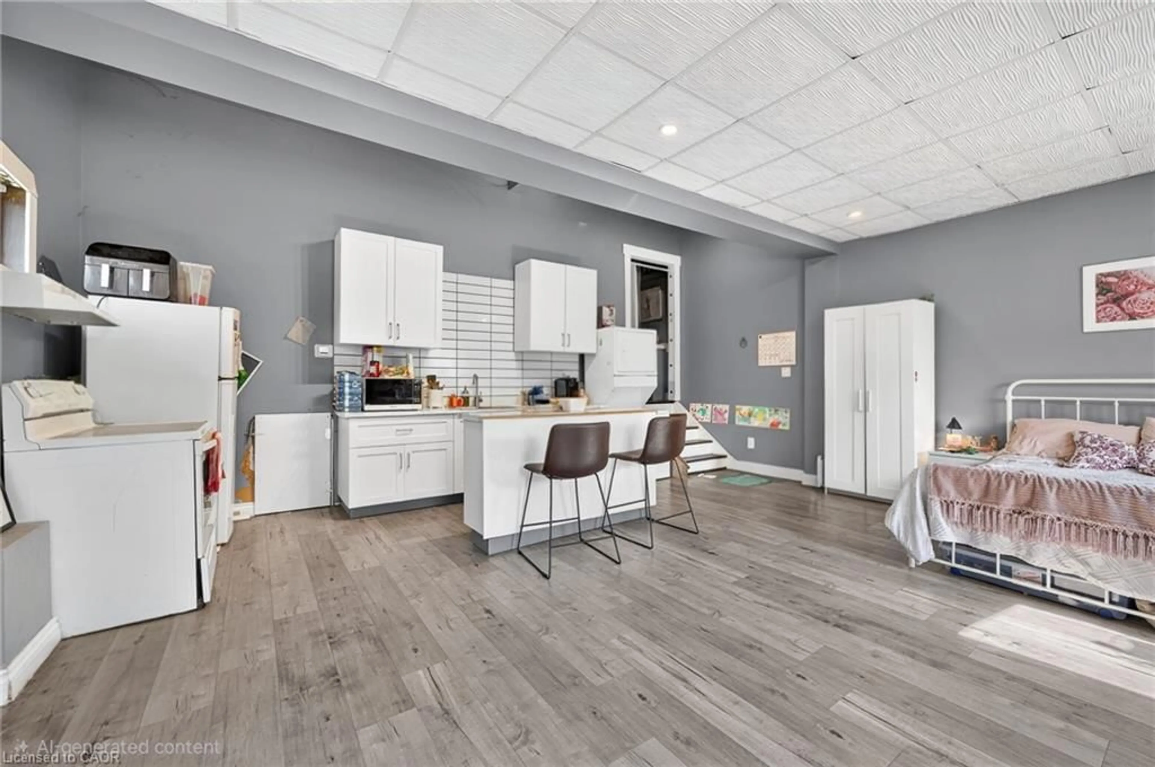 Open concept kitchen, unknown for 56 East 32nd St, Hamilton Ontario L8V 3R6