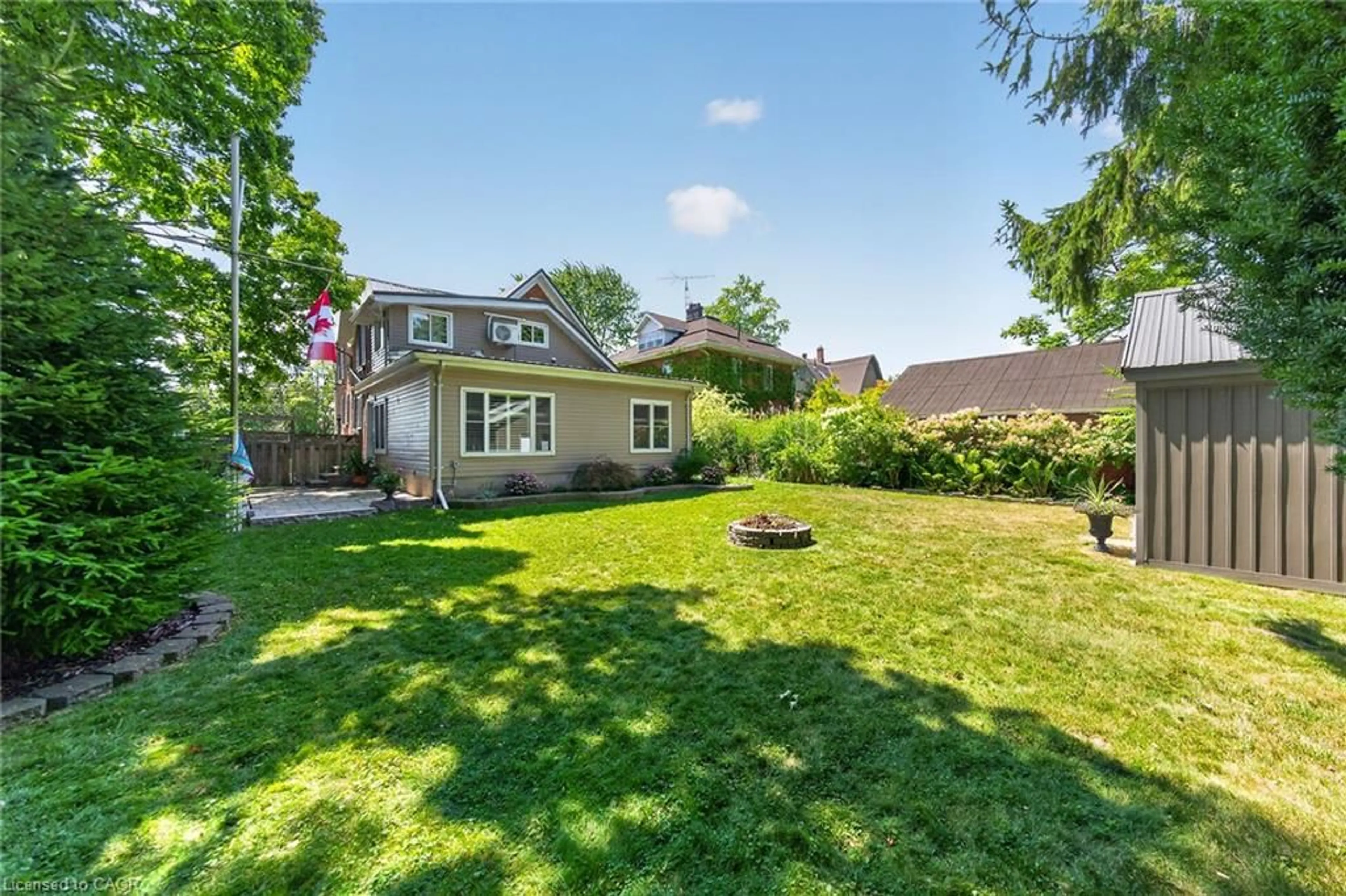 A pic from outside/outdoor area/front of a property/back of a property/a pic from drone, street for 24 St Andrew St, Port Dover Ontario N0A 1N0