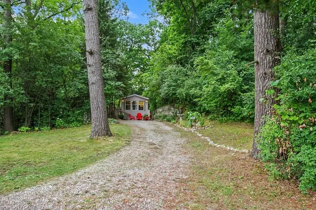 673 Brant-Waterloo Rd #77, Ayr 2