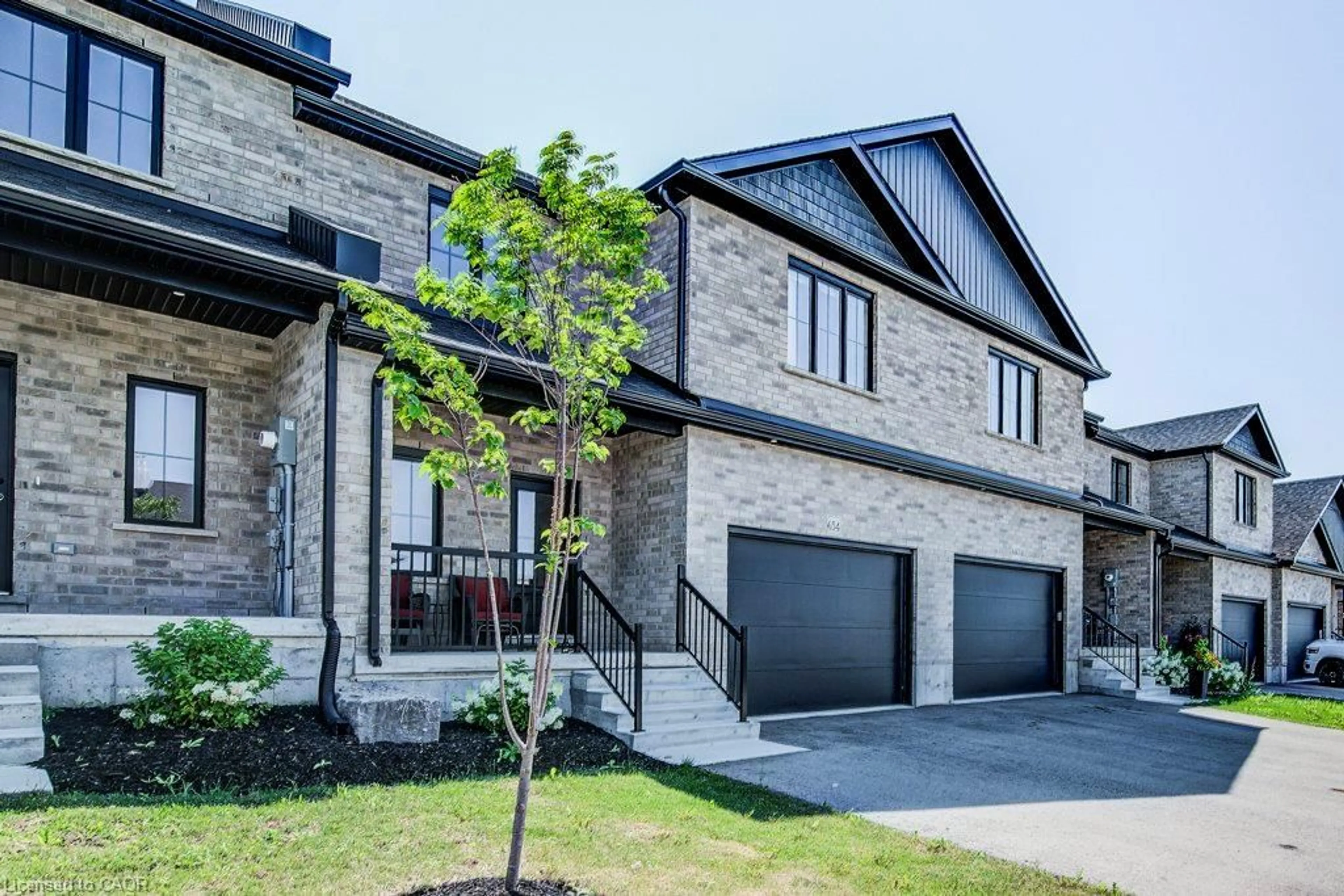 Home with brick exterior material, street for 654 Wray Ave, Listowel Ontario N4W 3K9