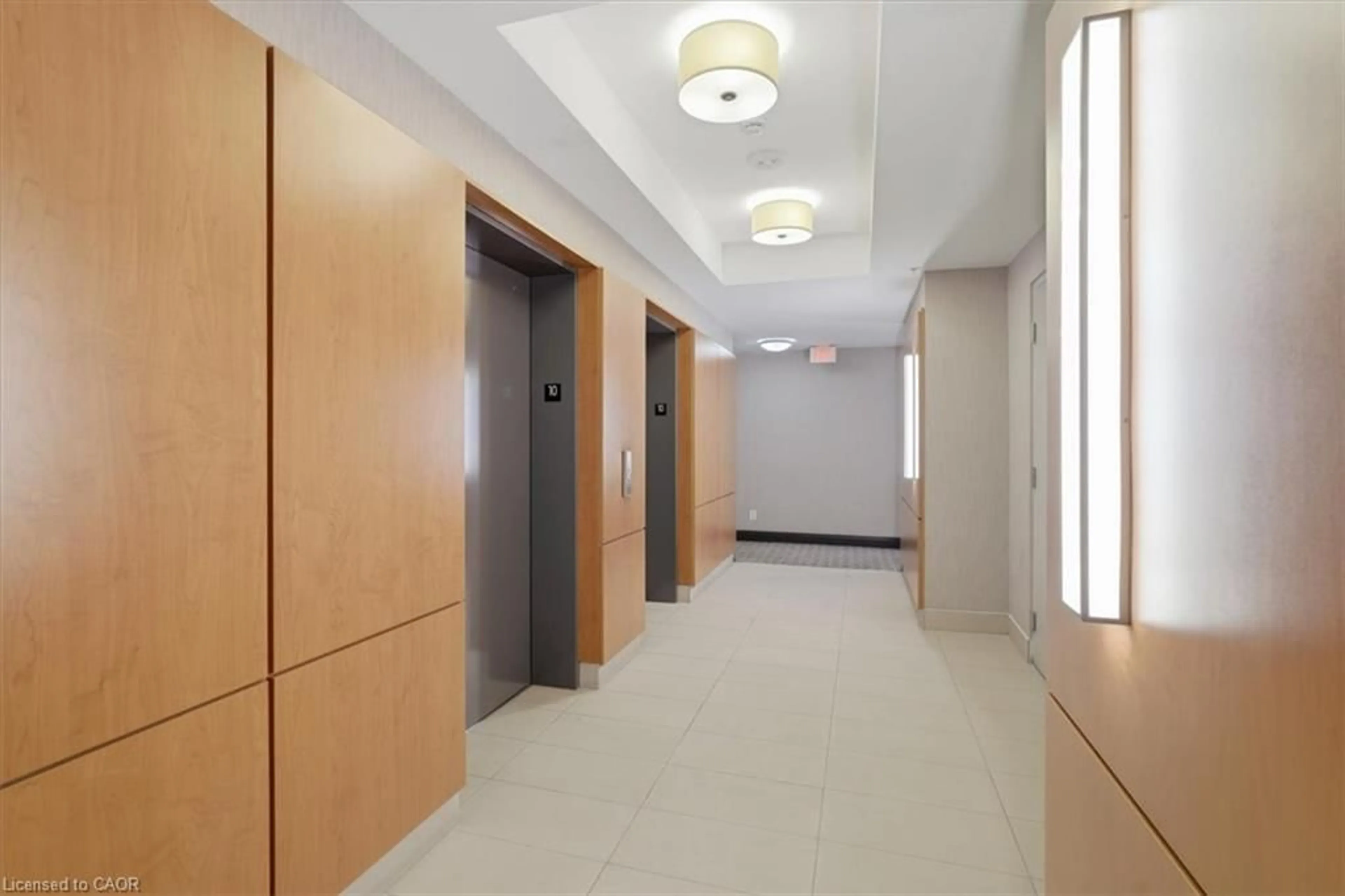 Indoor foyer for 840 Queens Plate Dr #1009, Toronto Ontario M9W 7J9