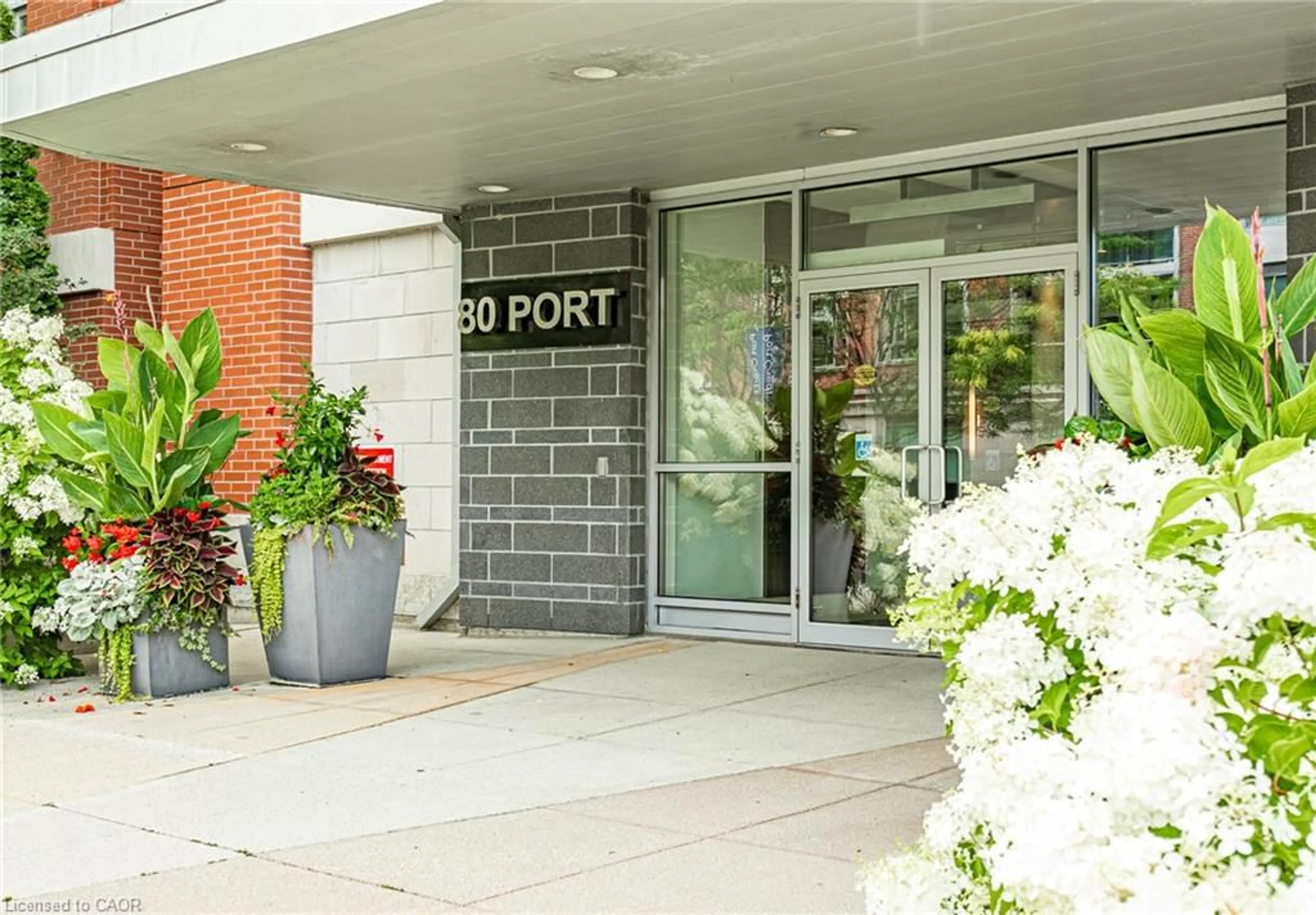 Unknown for 80 Port St #515, Mississauga Ontario L5G 4V6