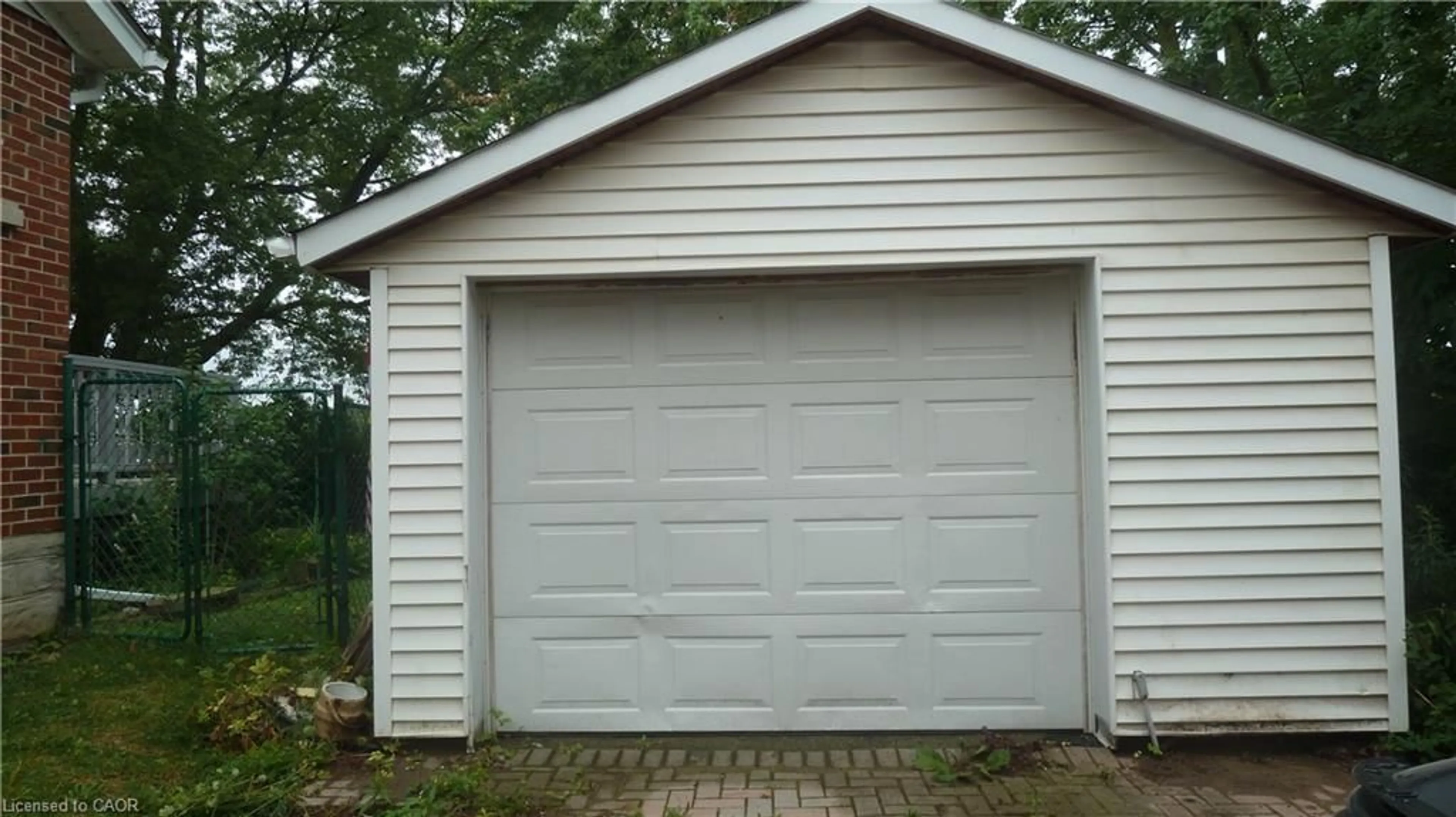 Indoor garage for 169 Union St, Waterloo Ontario N2J 1C4