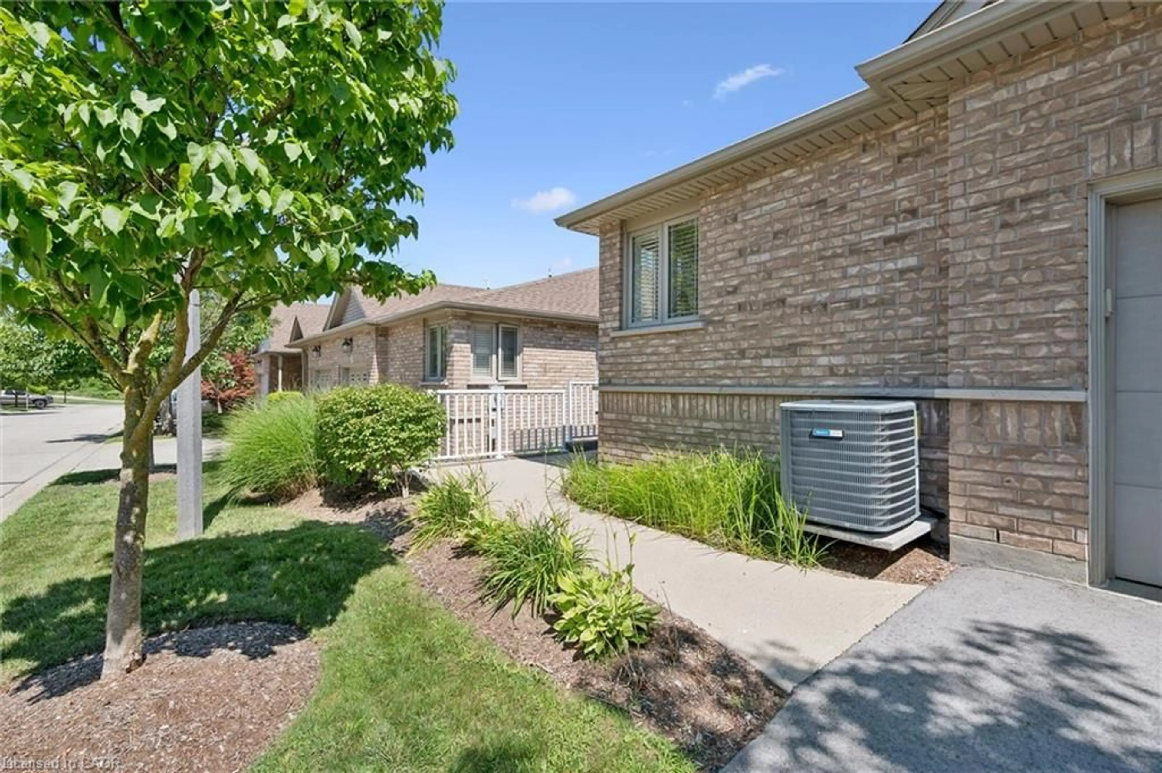 Home with brick exterior material, street for 20 Isherwood Ave #118, Cambridge Ontario N1R 8P9