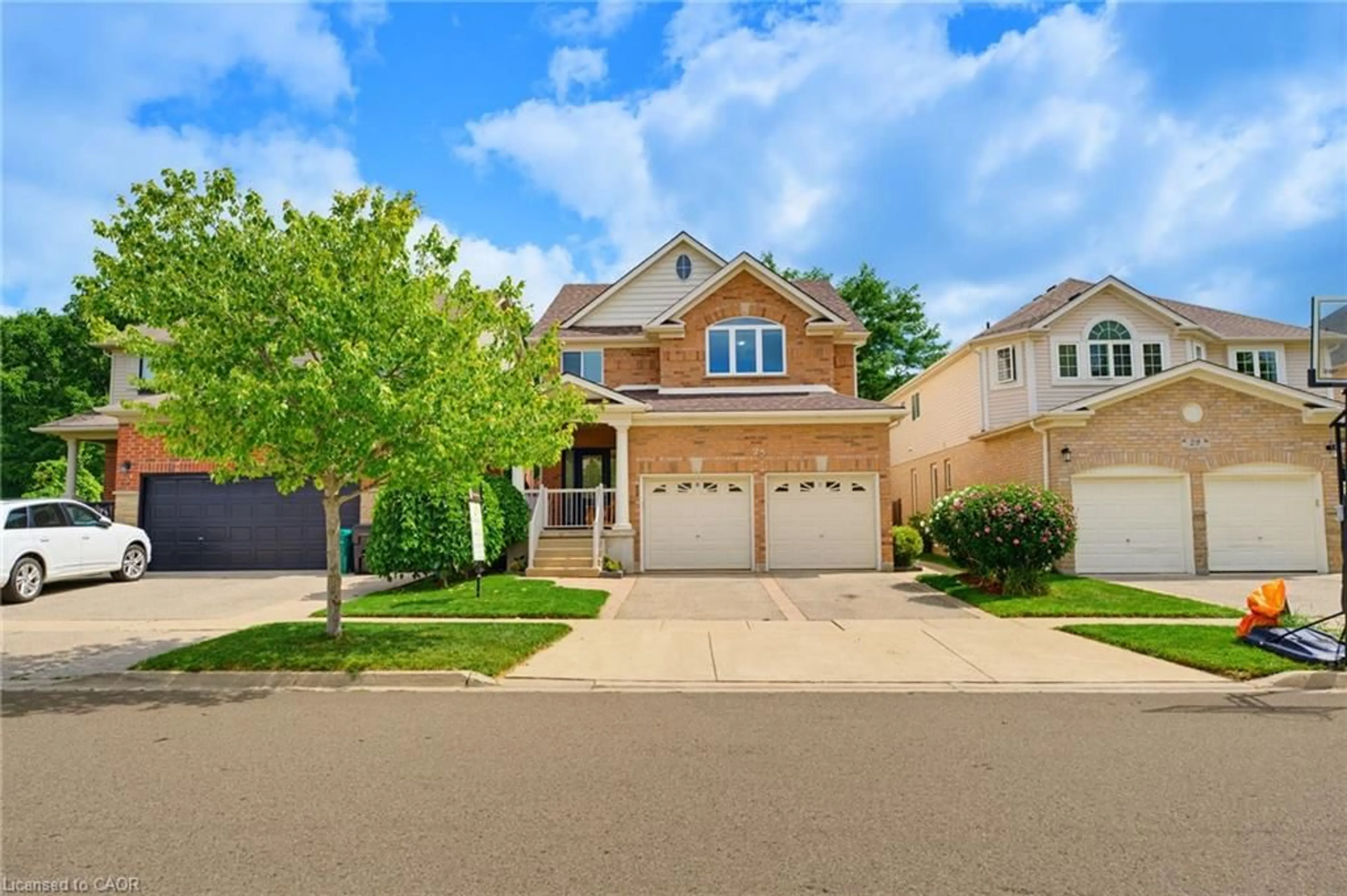 Home with brick exterior material, street for 25 Bluewater Dr, Cambridge Ontario N3C 4P5