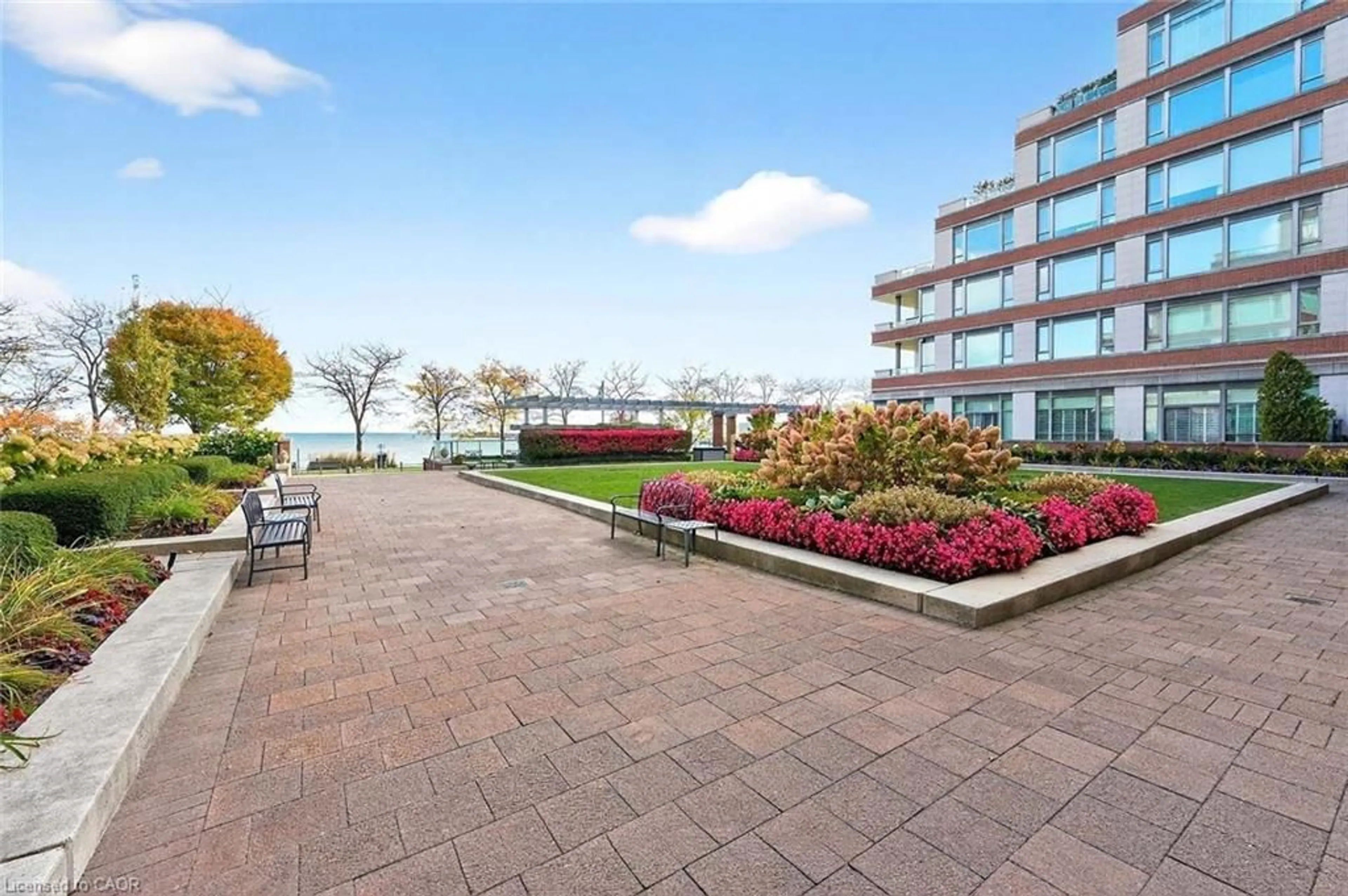 Patio, water/lake/river/ocean view for 65 Port St #503, Mississauga Ontario L5G 4V3