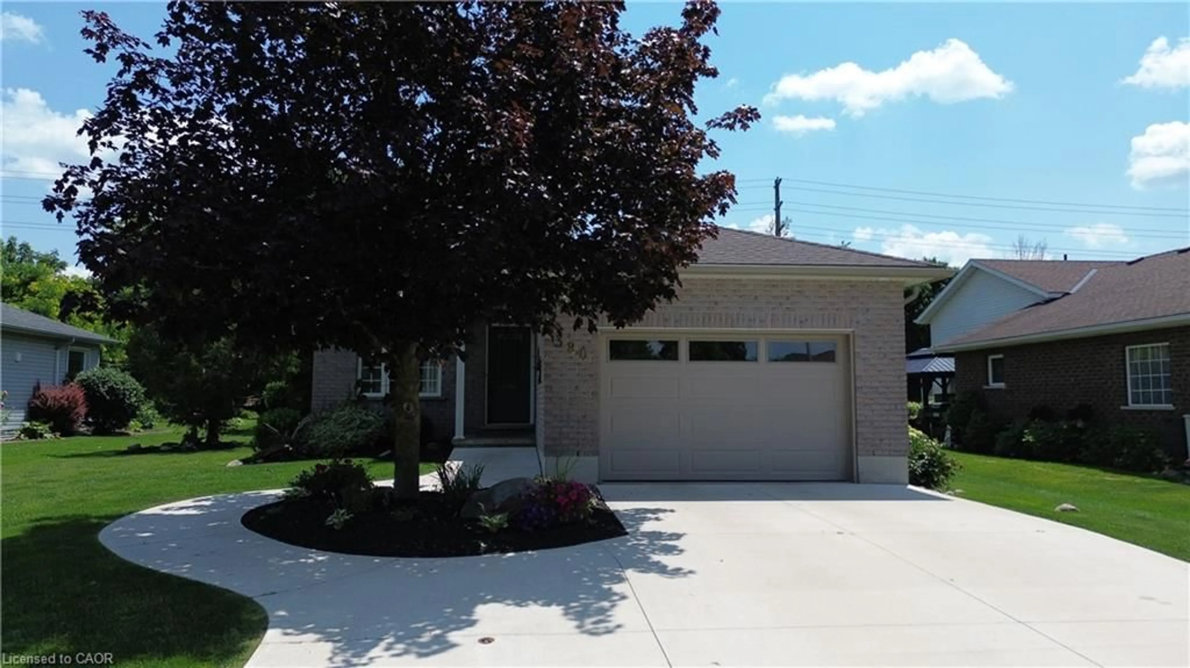 Home with vinyl exterior material, street for 380 Havelock Ave, Listowel Ontario N4W 3T4