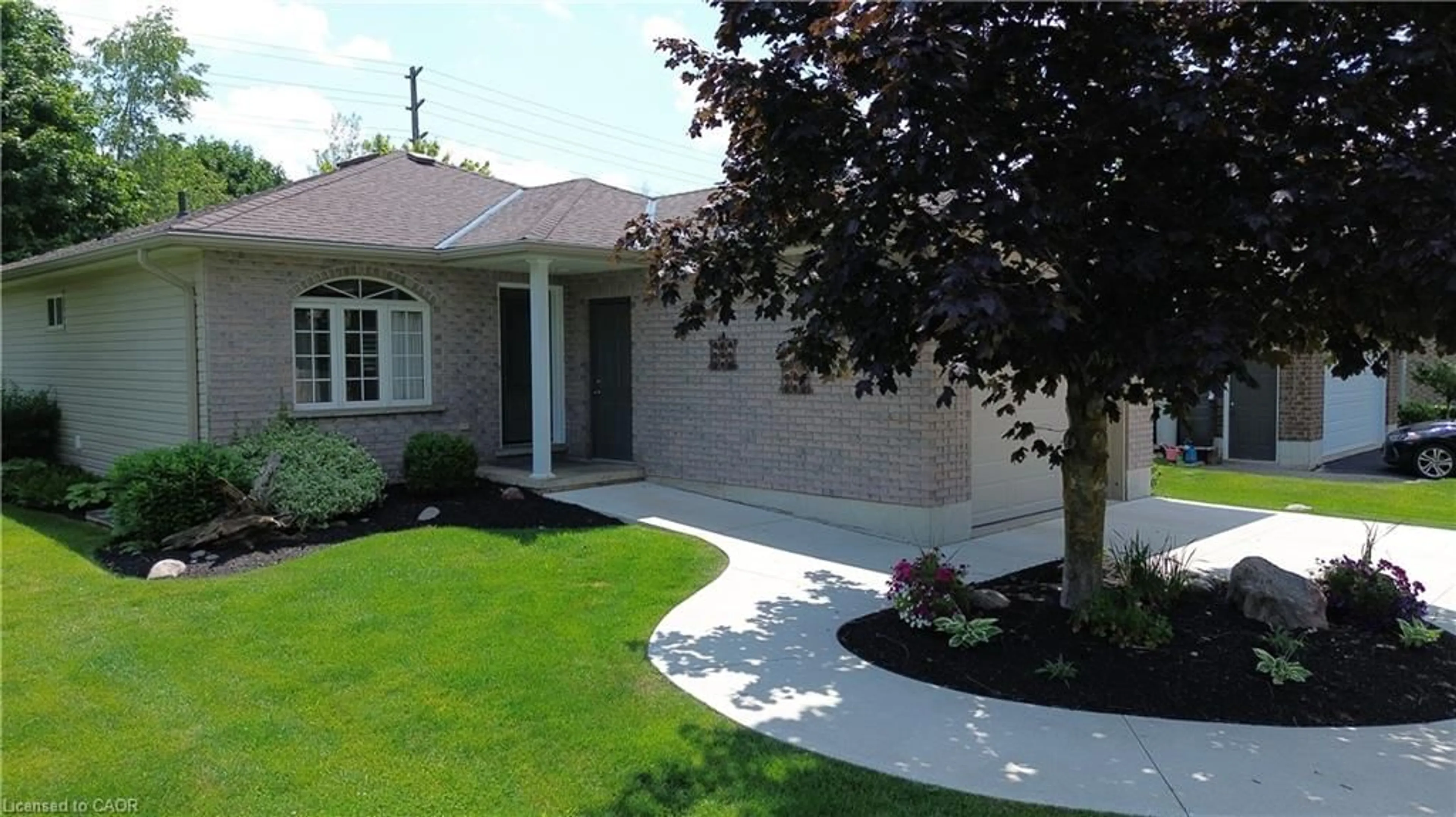 Home with vinyl exterior material, street for 380 Havelock Ave, Listowel Ontario N4W 3T4