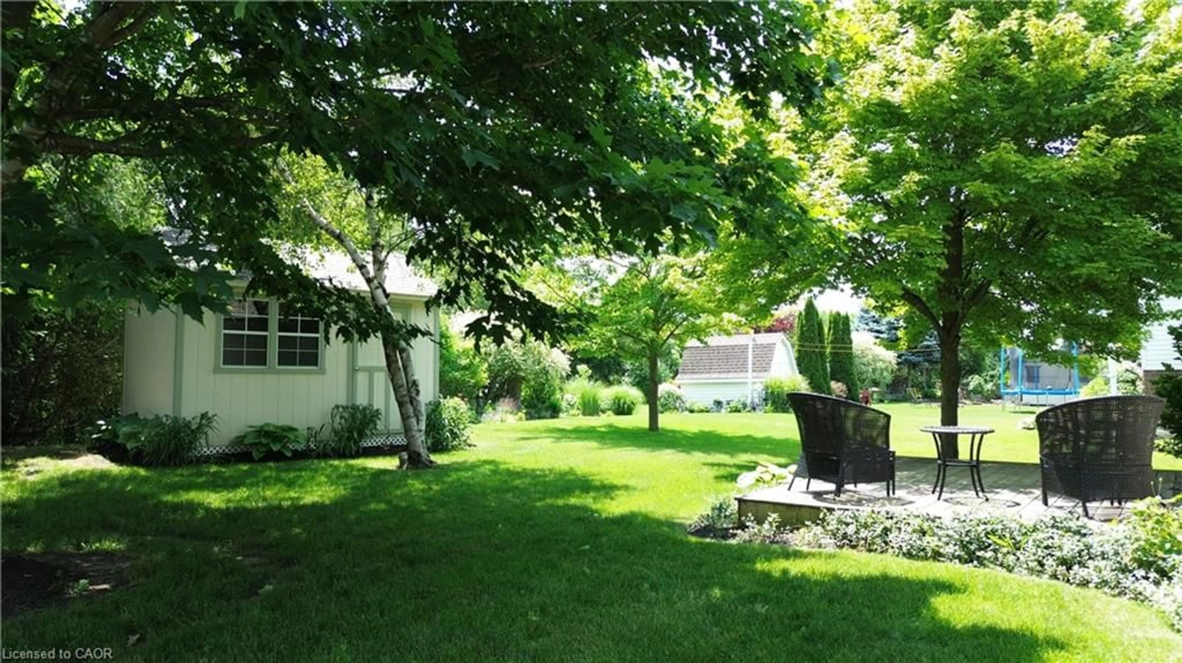 Patio, street for 380 Havelock Ave, Listowel Ontario N4W 3T4