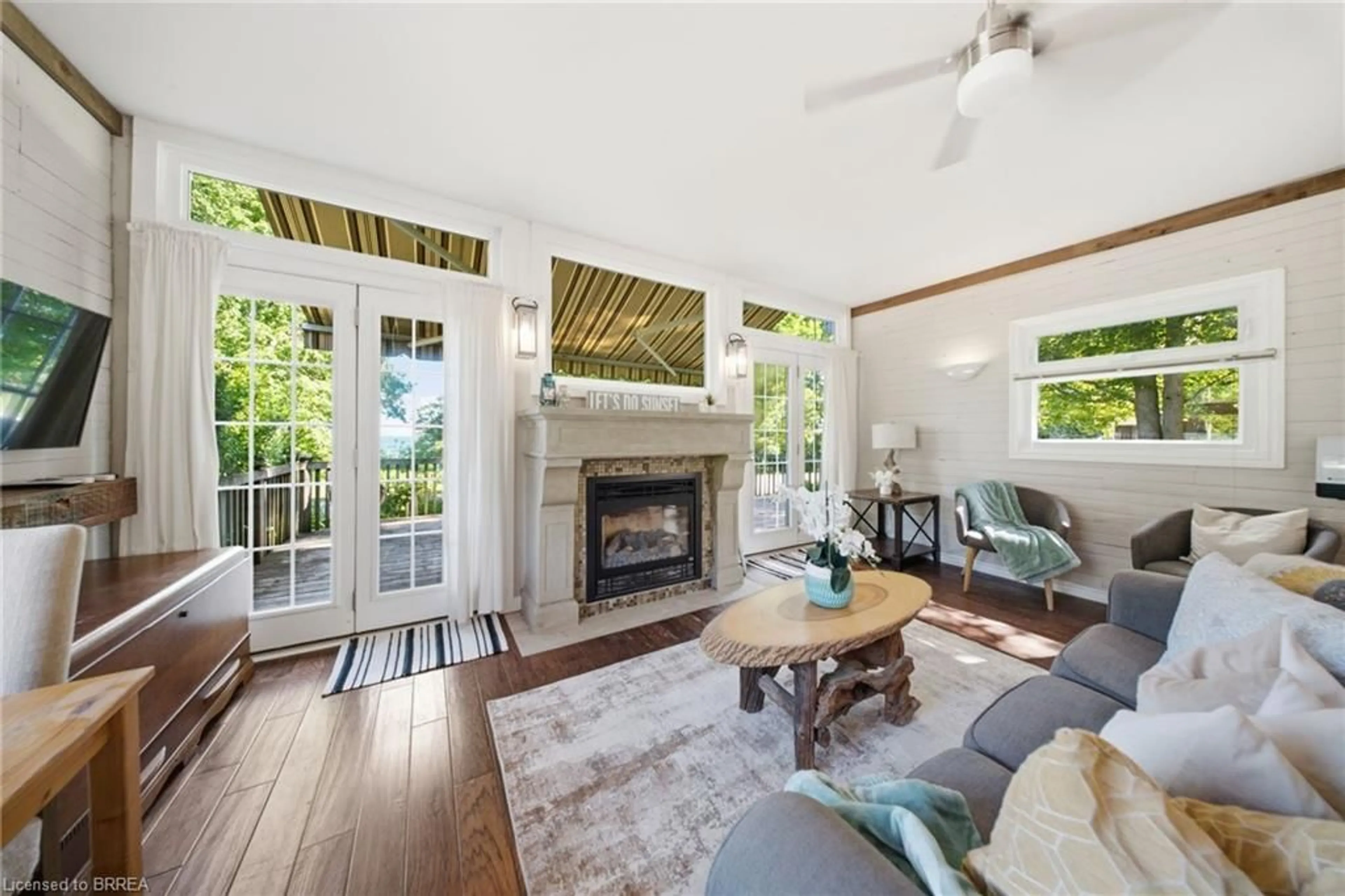 Living room with furniture, unknown for 523 Avalon Lane, Port Dover Ontario N3Y 4K2
