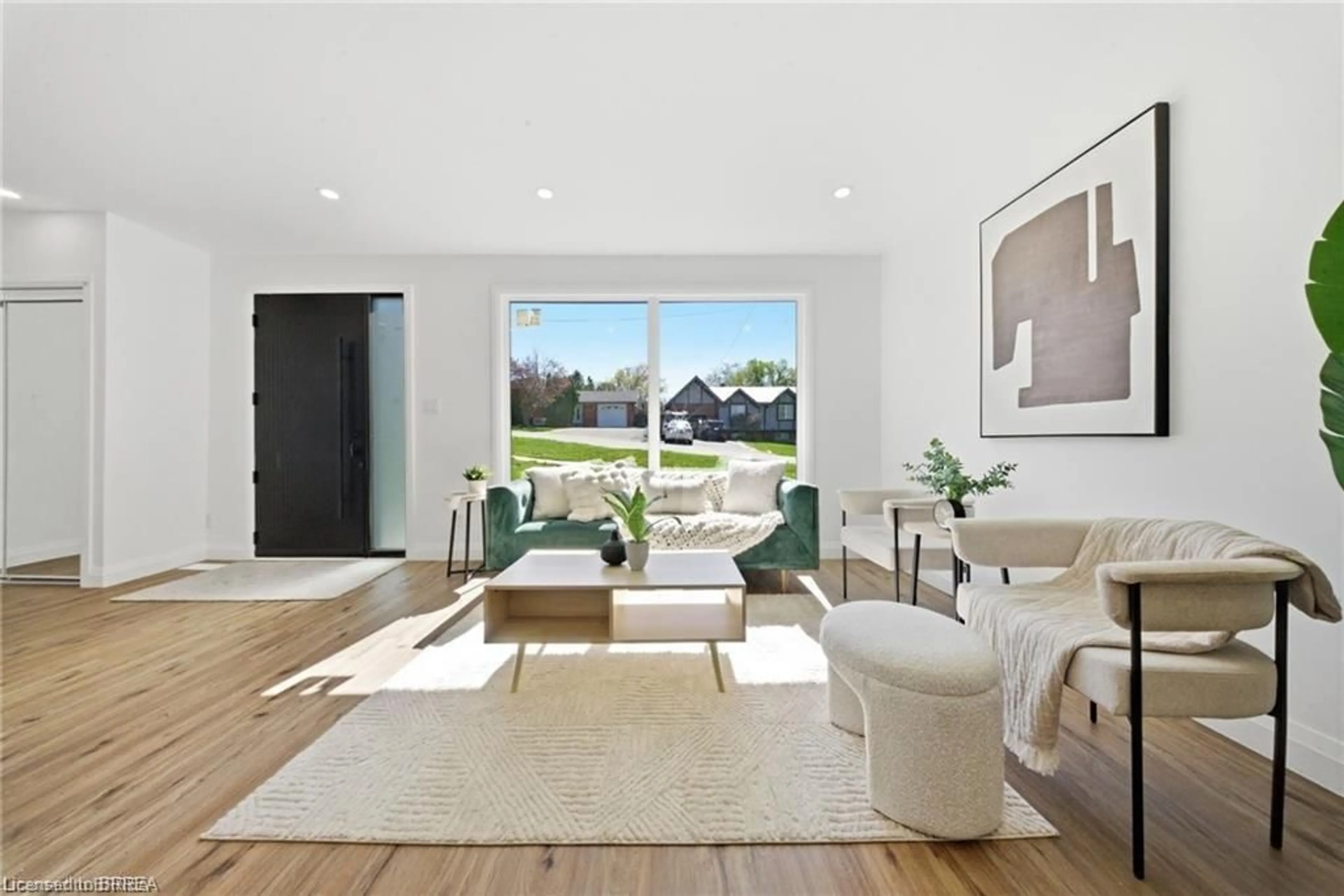 Living room with furniture, unknown for 23 Aberdeen St, Caledonia Ontario N3W 1C8