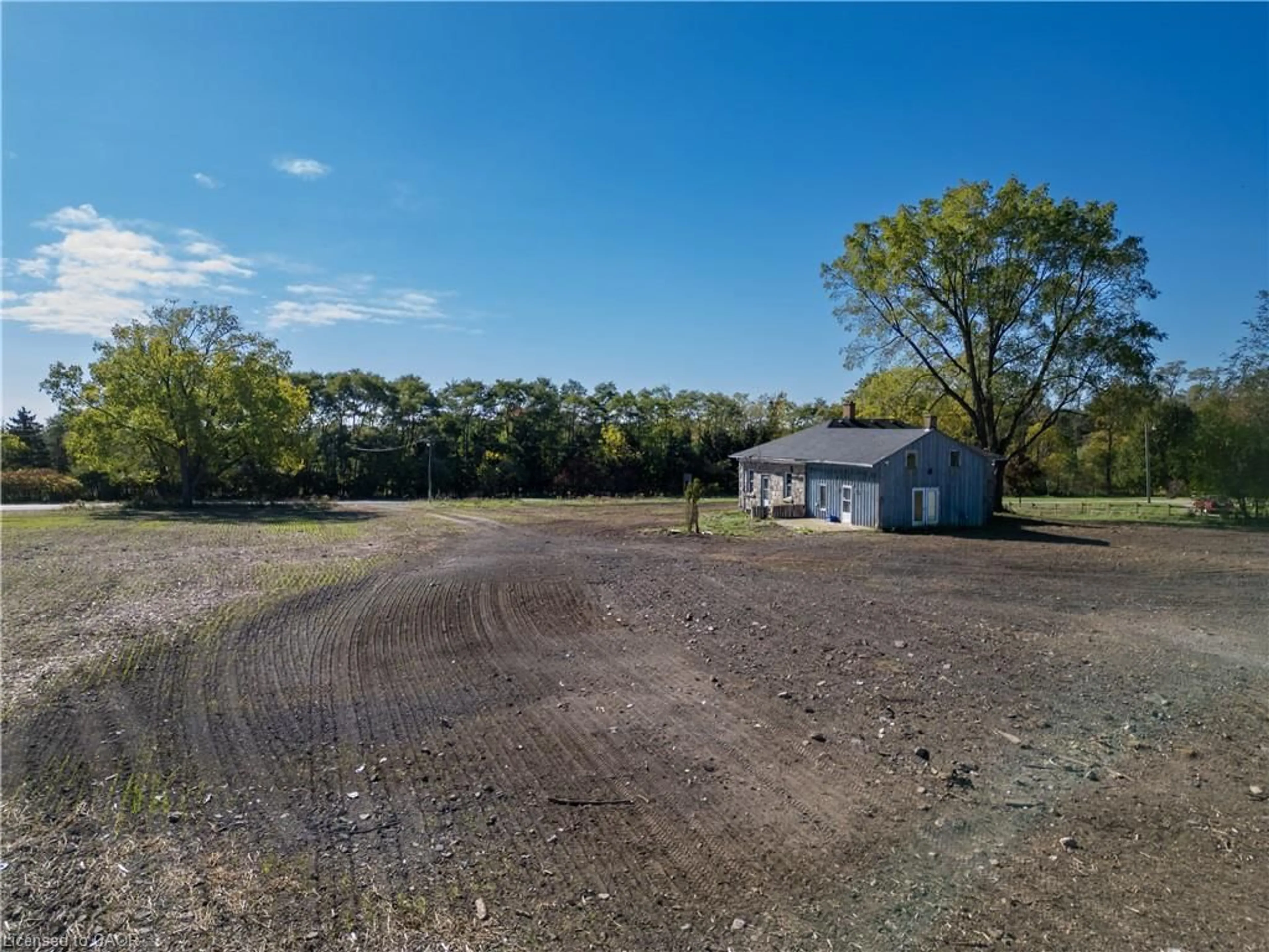 A pic from outside/outdoor area/front of a property/back of a property/a pic from drone, building for 343 Blue Lake Rd, St. George Ontario N0E 1N0