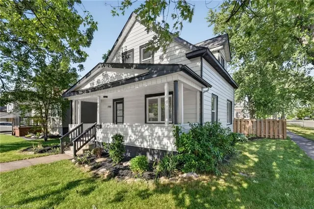 793 Steele St, Port Colborne 2